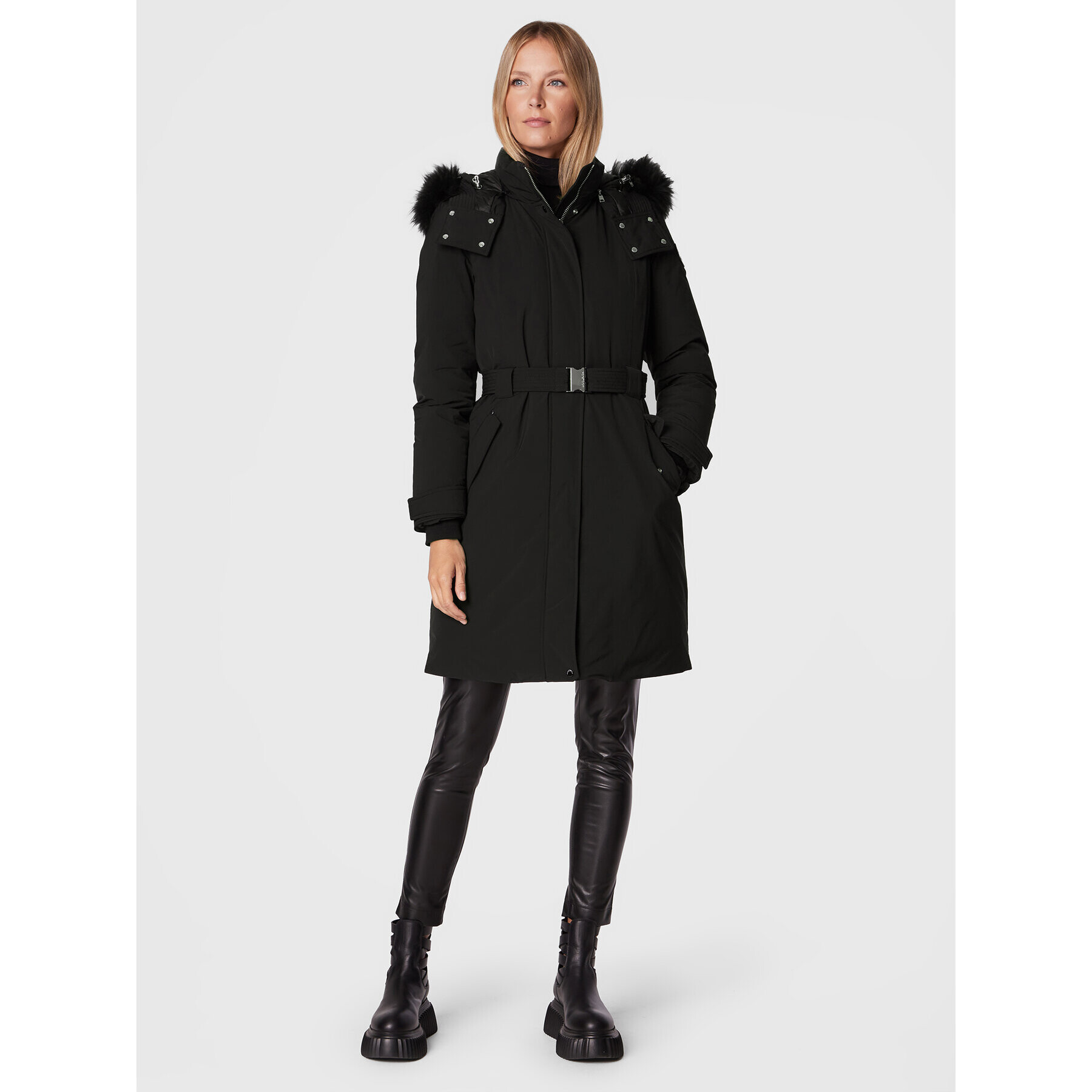 Woolrich Зимно яке Mahan CFWWOU0716FRUT3128 Черен Regular Fit - Pepit.bg