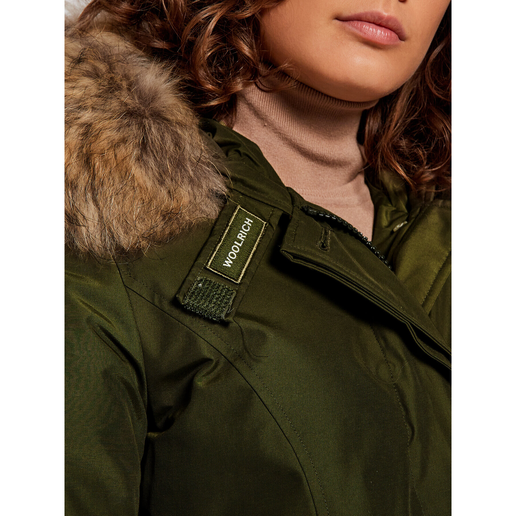 Woolrich Зимно яке Arctic Raccoon CFWWOU0538FR UT0001 Зелен Regular Fit - Pepit.bg