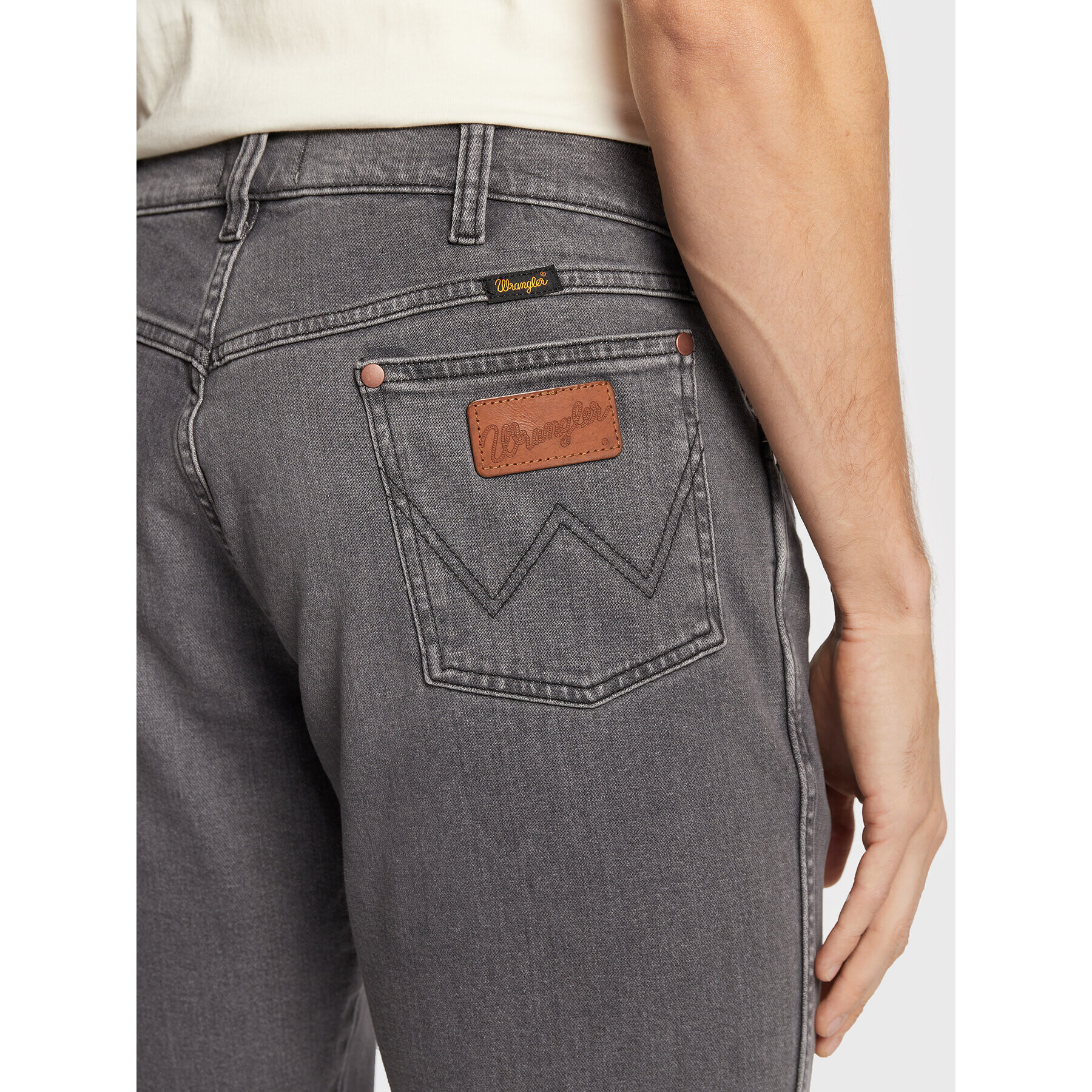 Wrangler Дънки Greensboro W15Q89XVD 112324488 Сив Regular Fit - Pepit.bg
