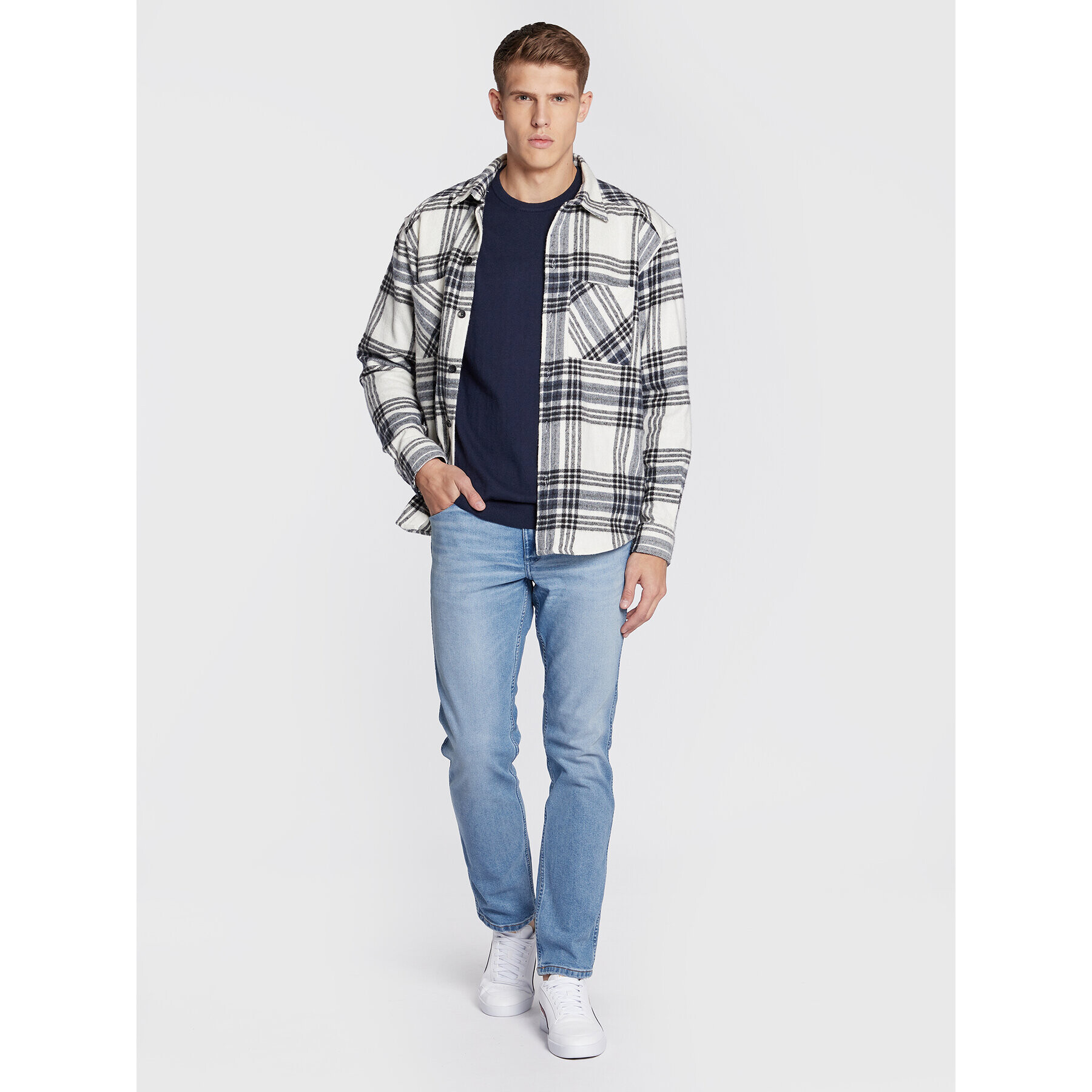 Wrangler Дънки Greensboro W15QU822U 112320157 Син Regular Fit - Pepit.bg