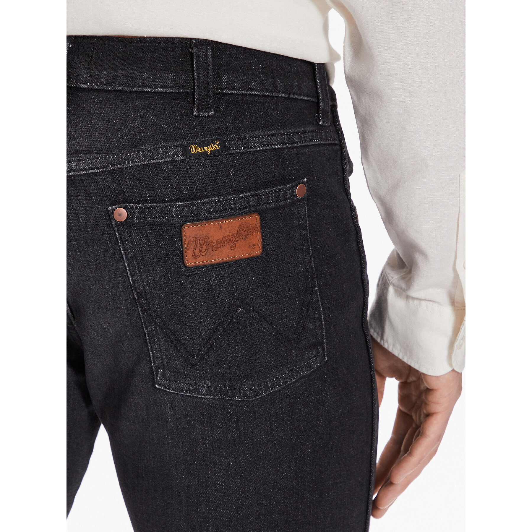 Wrangler Дънки Larston W18SEHXV6 112337510 Черен Slim Fit - Pepit.bg