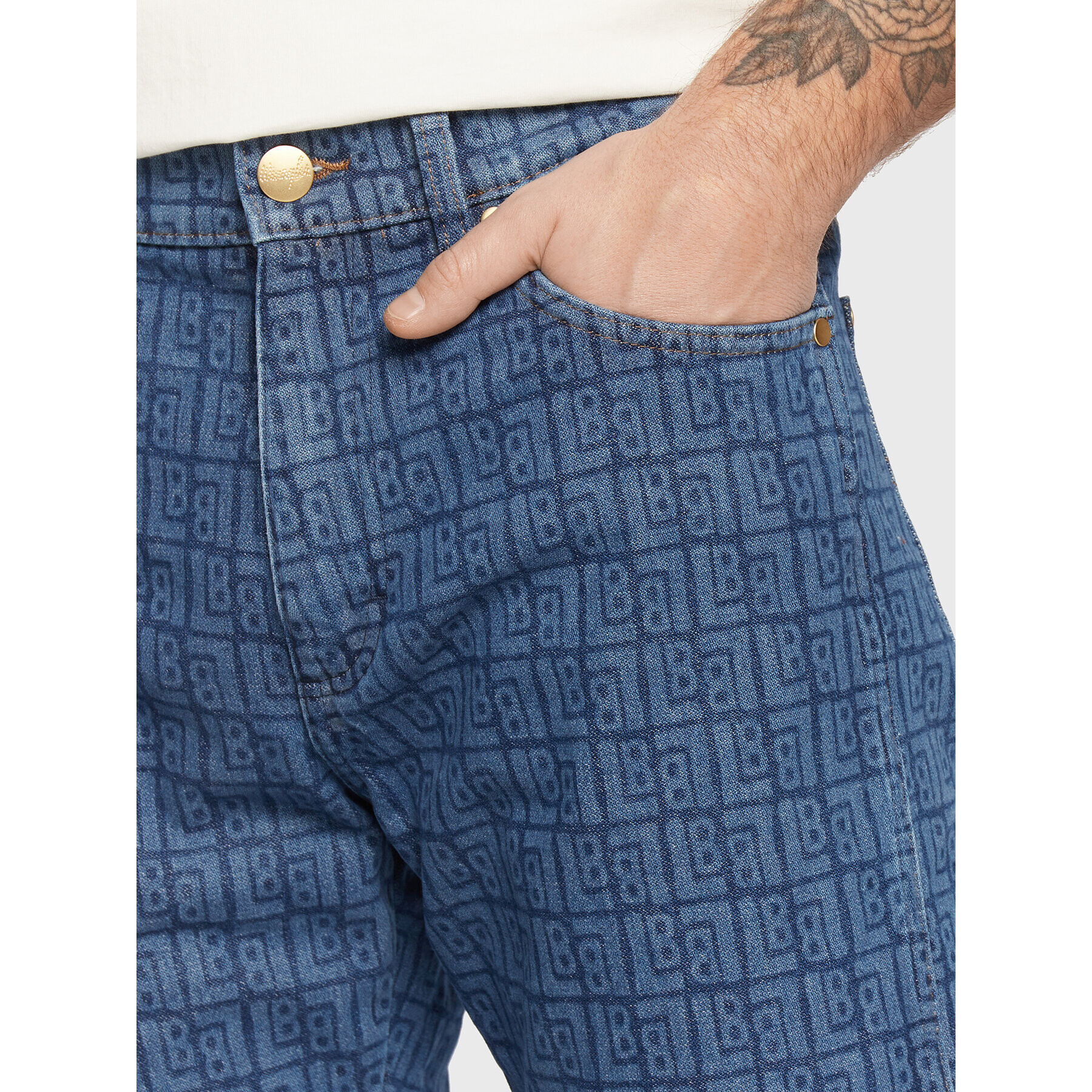 Wrangler Дънки LEON BRIDGES Frontier In All Over Laser W16VCB31Y 112328335 Син Regular Fit - Pepit.bg