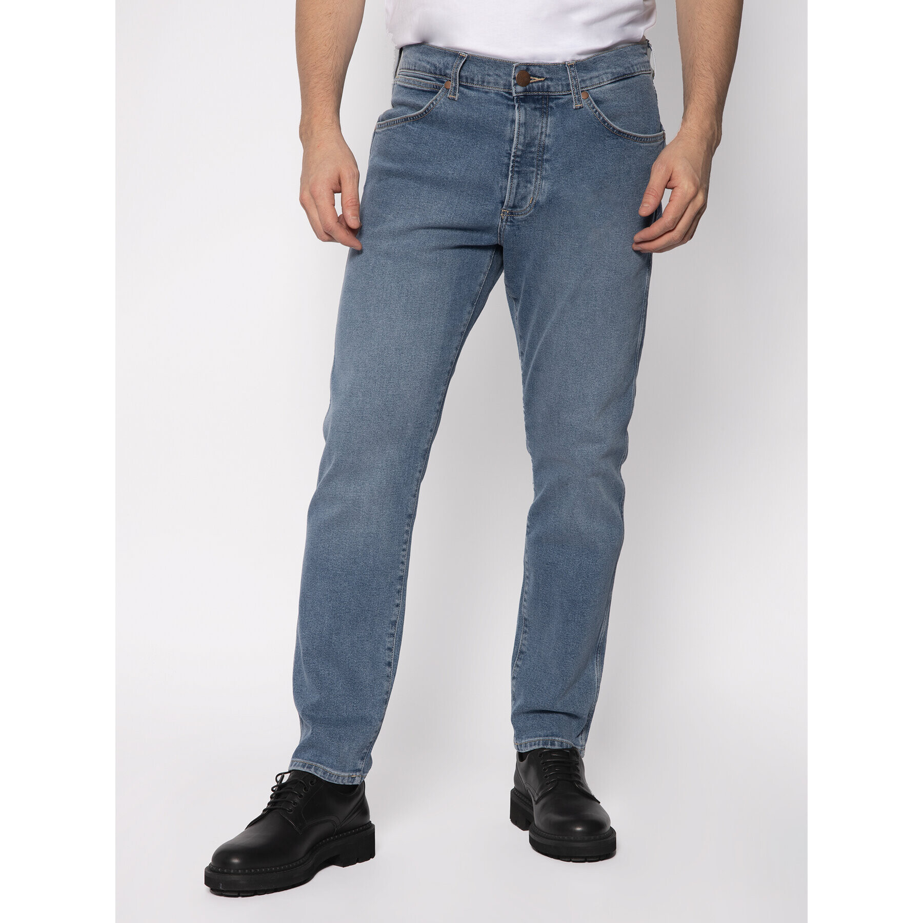 Wrangler Дънки тип Regular Fit Slider W18RKP34F Син Tapered Fit - Pepit.bg