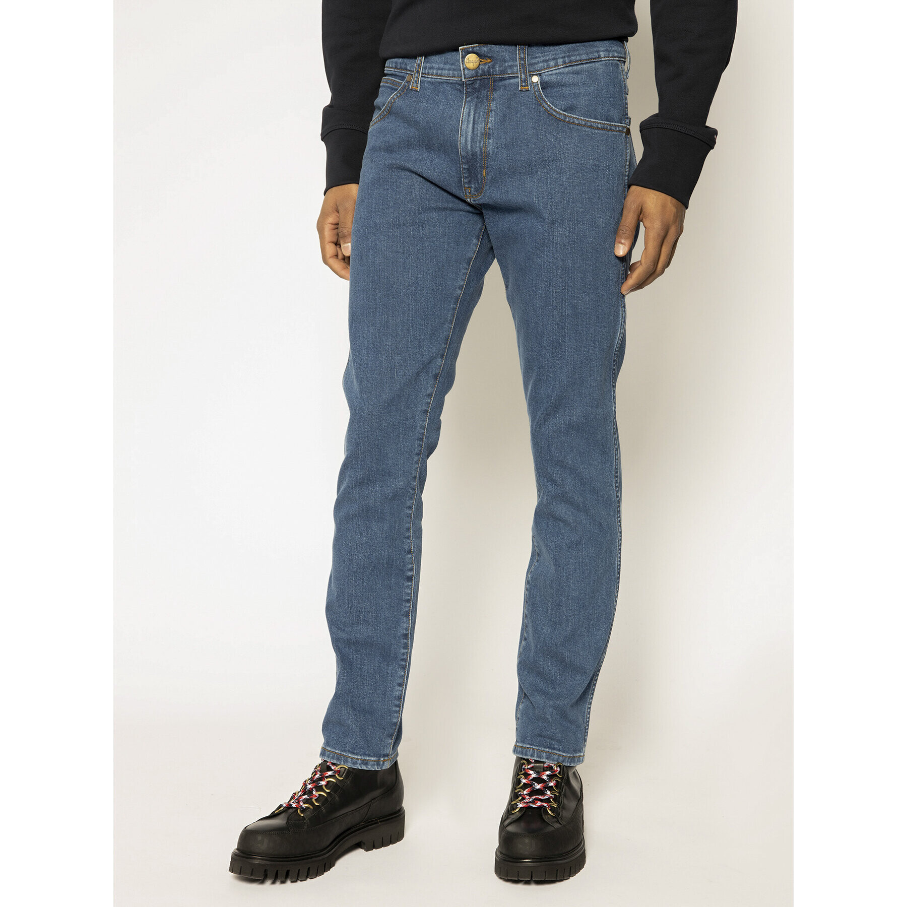 Wrangler Дънки тип Slim Fit Larstone W18SHR36B Тъмносин Slim Tapered Fit - Pepit.bg