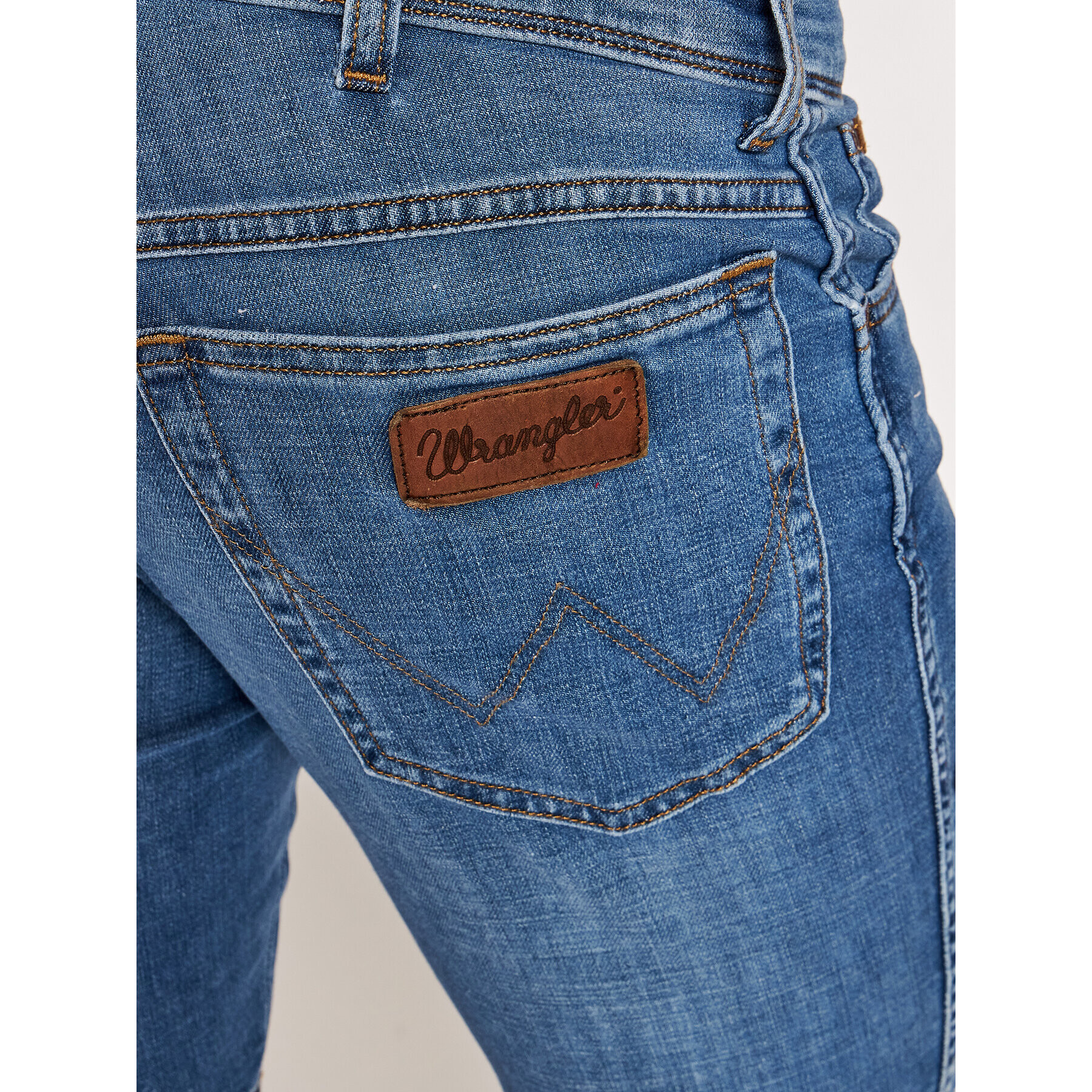 Wrangler Дънкови шорти Texas W11CQ187W Син Slim Fit - Pepit.bg