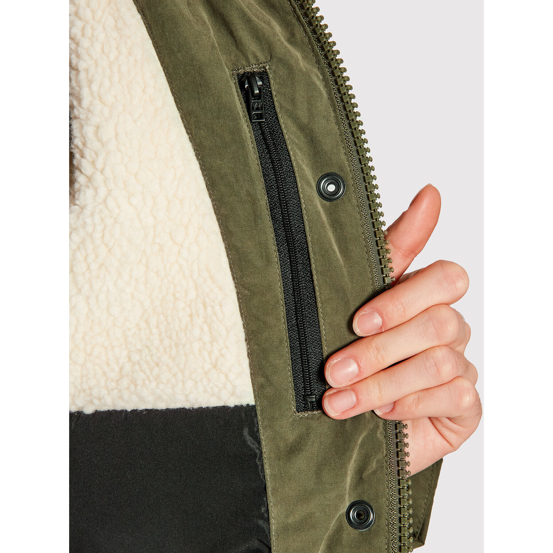 Wrangler Парка Long W4S2X7G21 Зелен Regular Fit - Pepit.bg