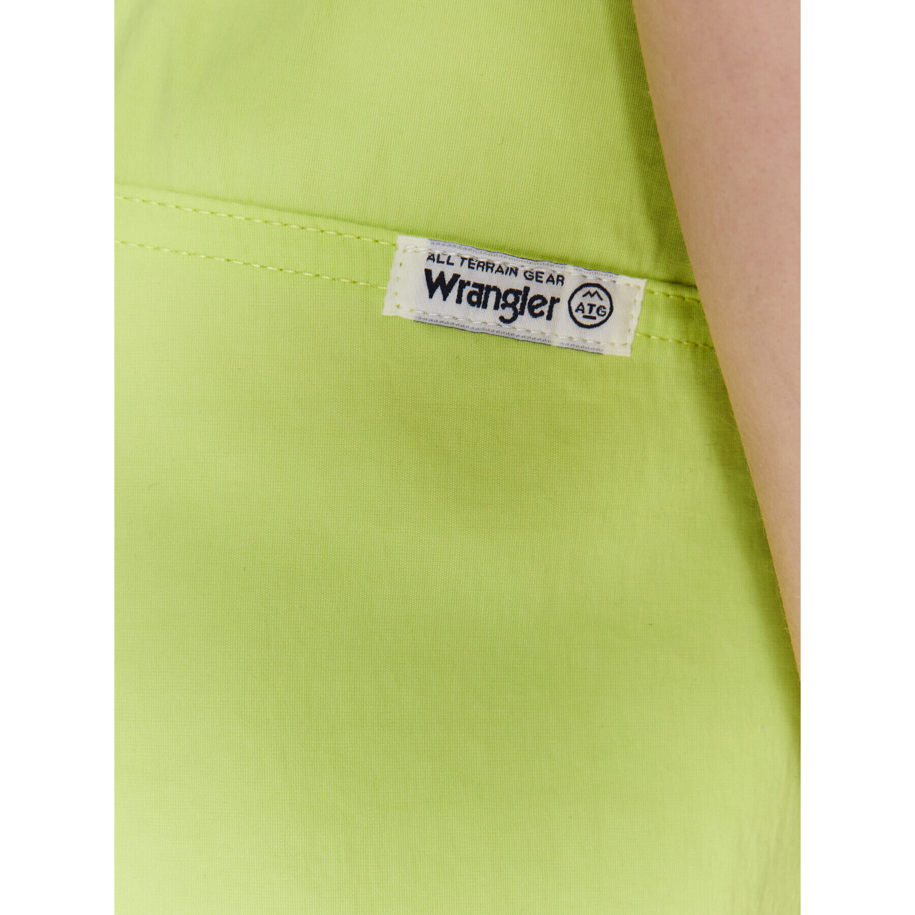 Wrangler Шорти от плат WB2F56G59 112333429 Зелен Regular Fit - Pepit.bg