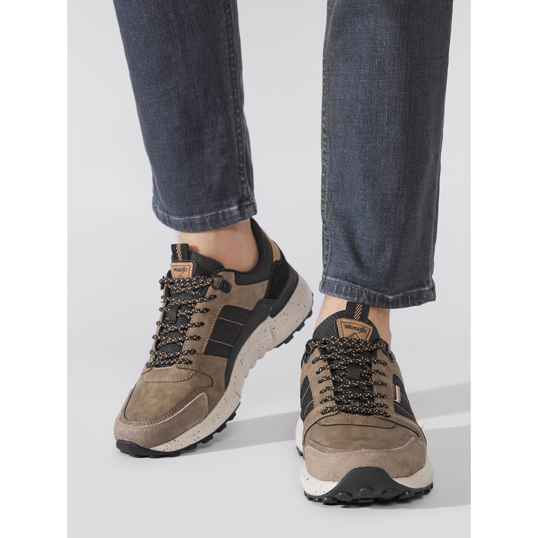 Wrangler Сникърси Mounty Low WM22150A Сив - Pepit.bg