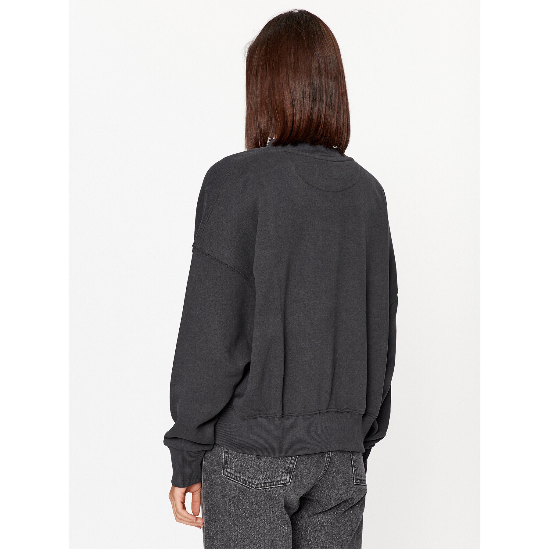 Wrangler Суитшърт 112343708 Черен Relaxed Fit - Pepit.bg