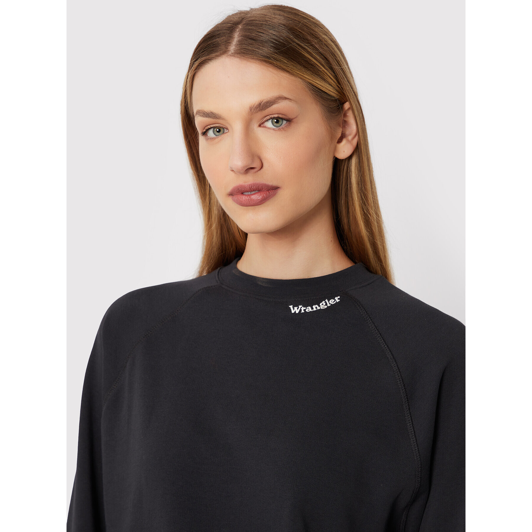 Wrangler Суитшърт Retro Raglan 112323704 Черен Regular Fit - Pepit.bg