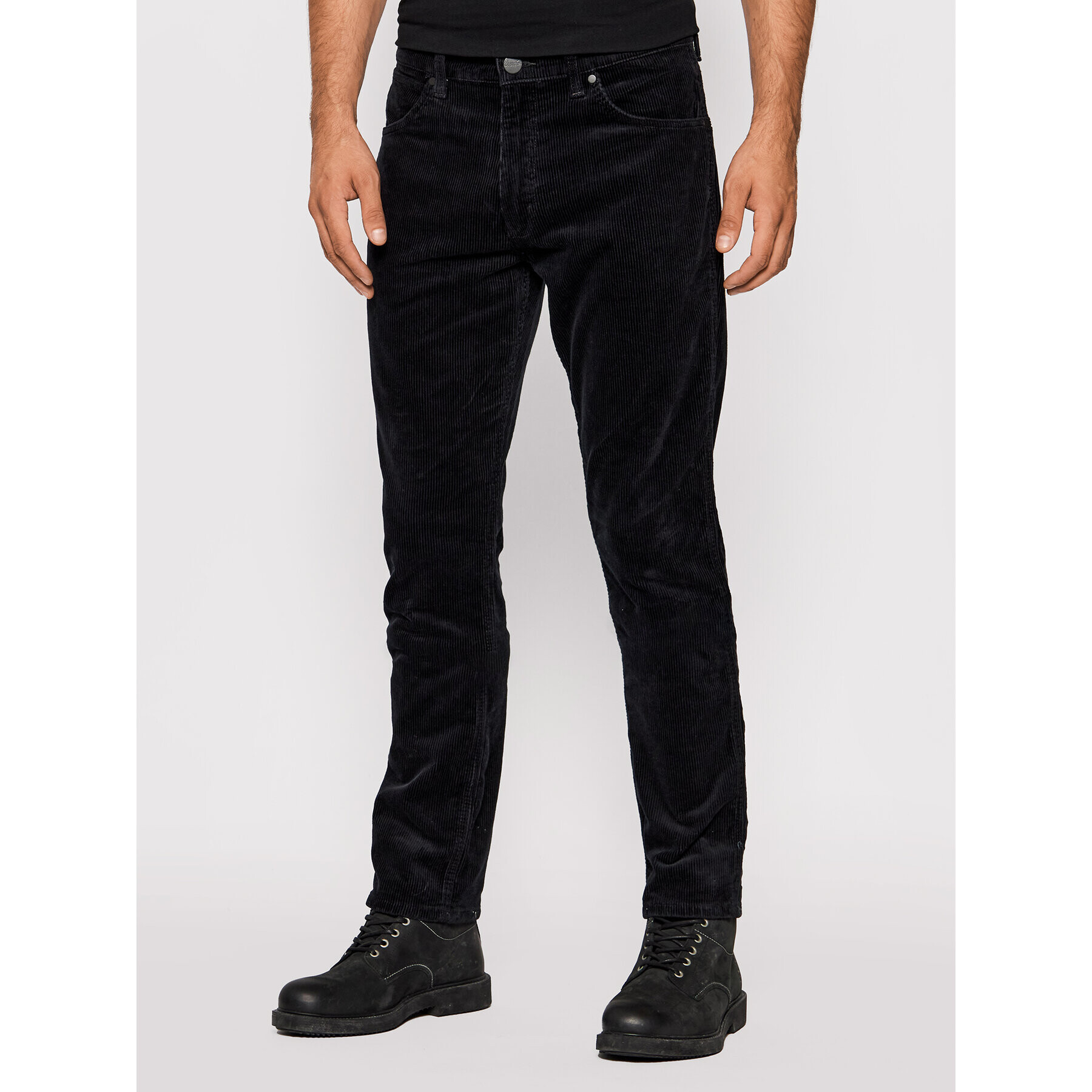 Wrangler Текстилни панталони Greensboro W15QA2100 Черен Regular Fit - Pepit.bg