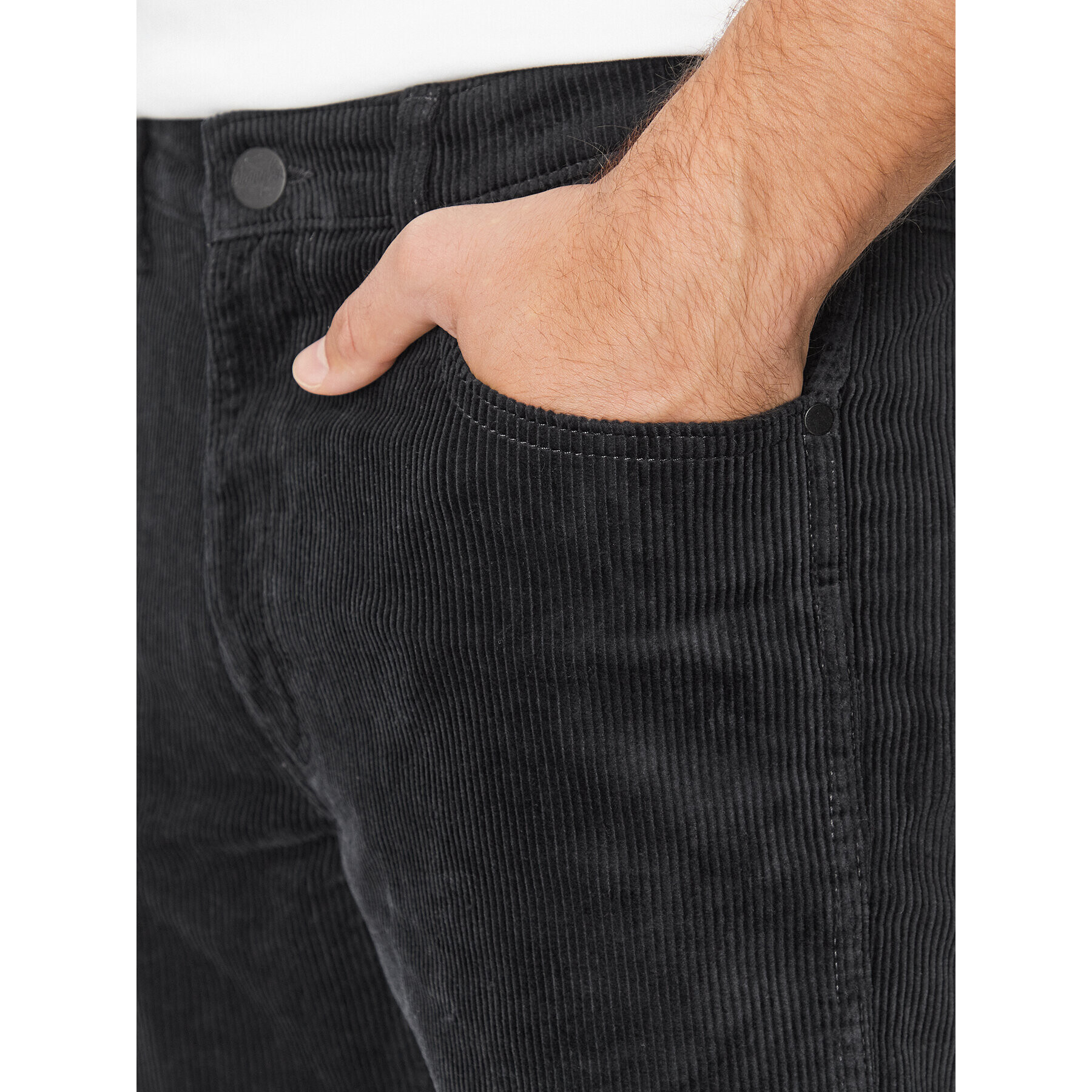 Wrangler Текстилни панталони Larston 112341461 Черен Slim Fit - Pepit.bg