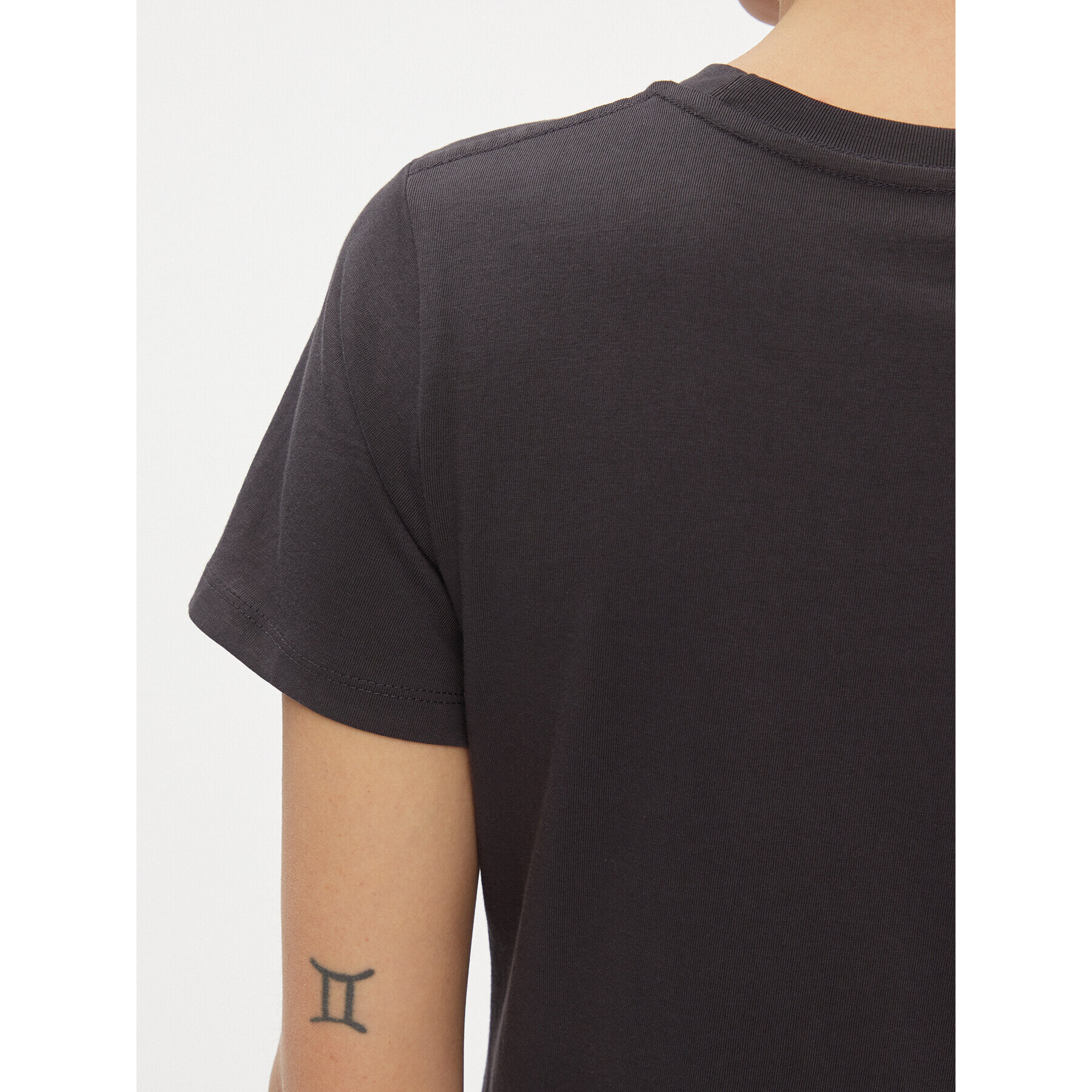 Wrangler Тишърт 112343064 Черен Slim Fit - Pepit.bg