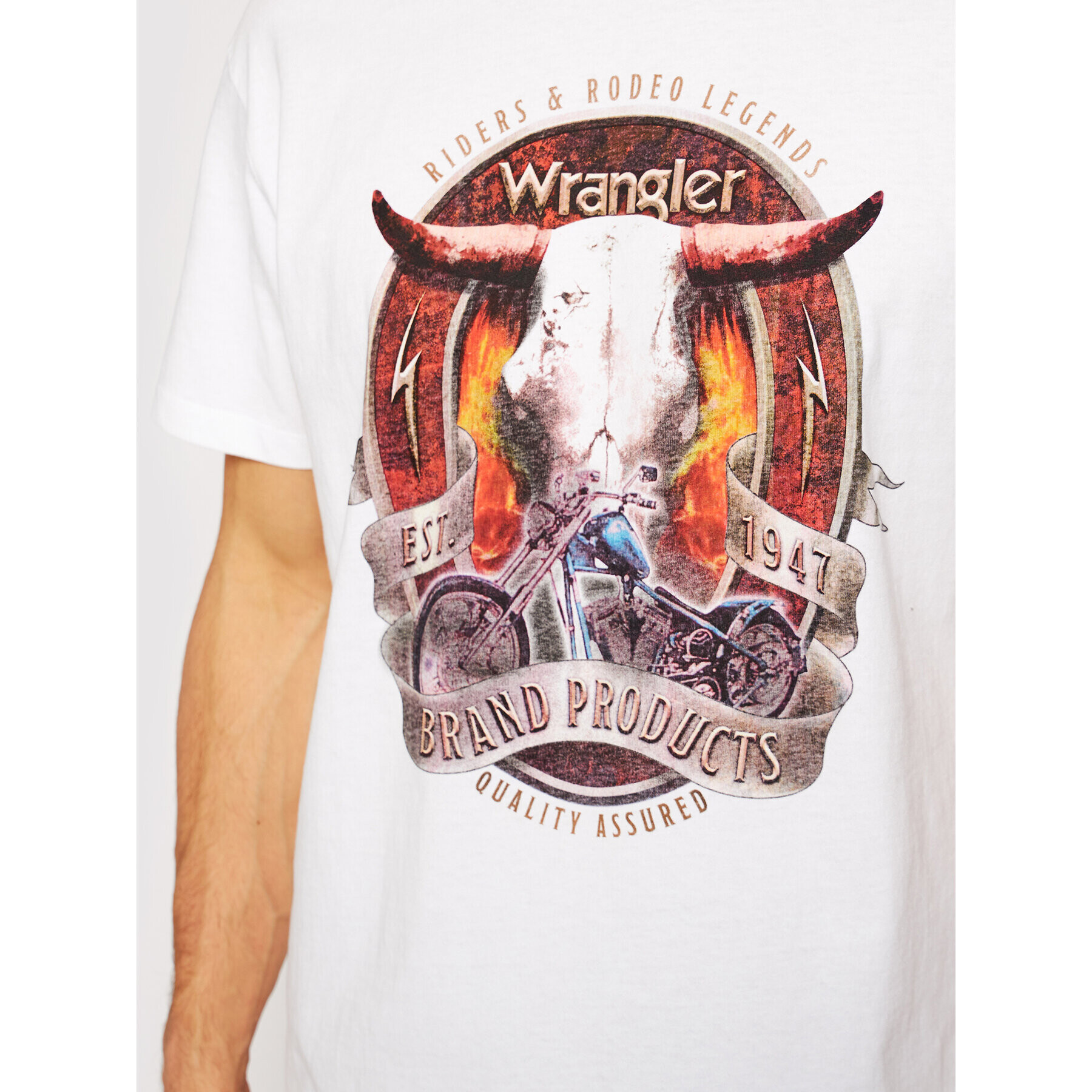 Wrangler Тишърт Bull W7ADGFXW1 Бял Vintage Fit - Pepit.bg