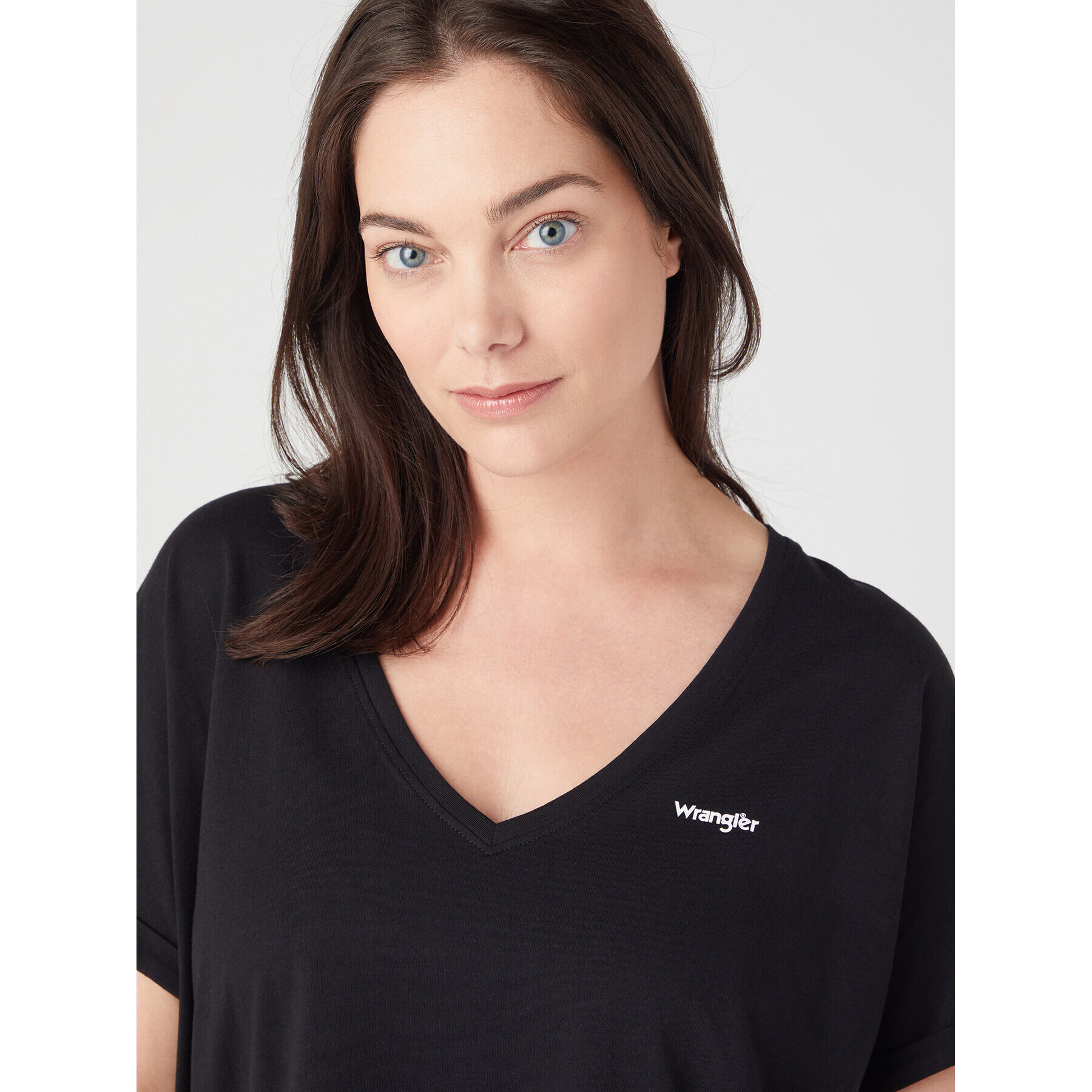 Wrangler Тишърт Drapey W7XKEV100 112328930 Черен Regular Fit - Pepit.bg