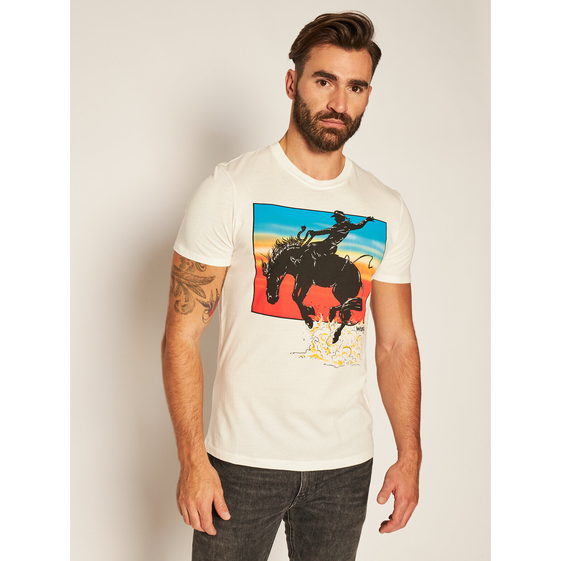 Wrangler Тишърт Graphic Horse W7H1D3737 Бял Regular Fit - Pepit.bg