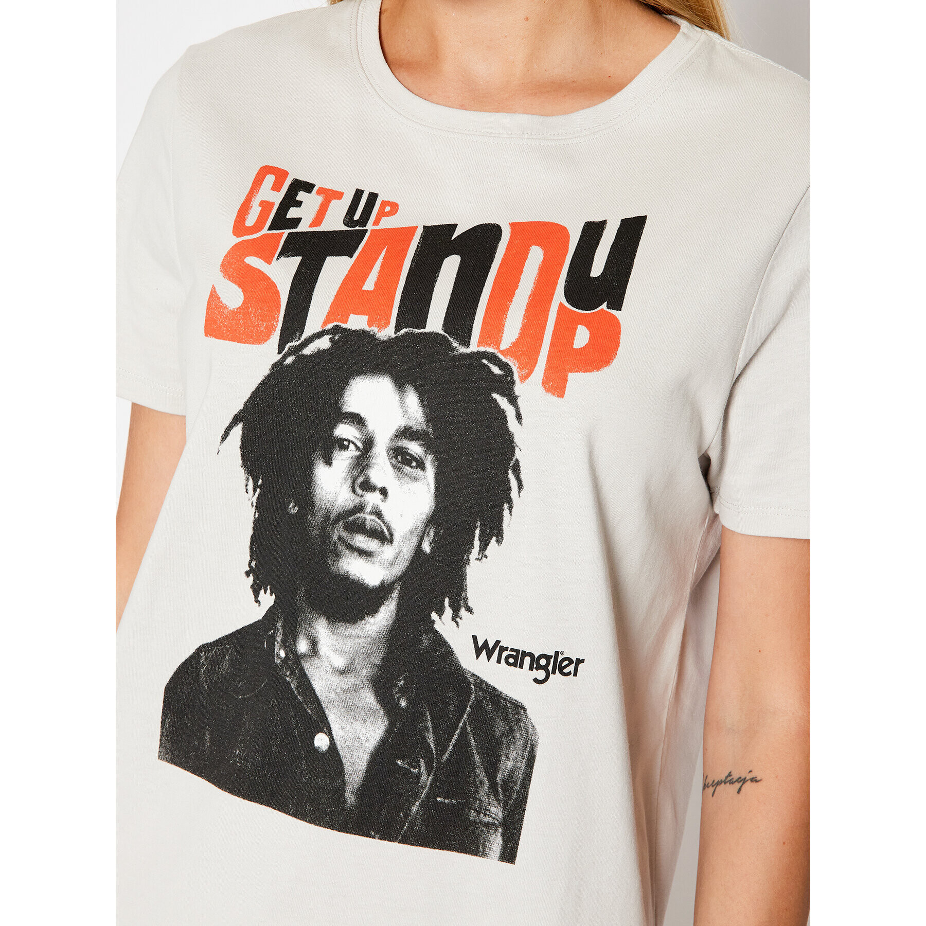 Wrangler Тишърт BOB MARLEY Stand Up W712EEM00 Сив Regular Fit - Pepit.bg