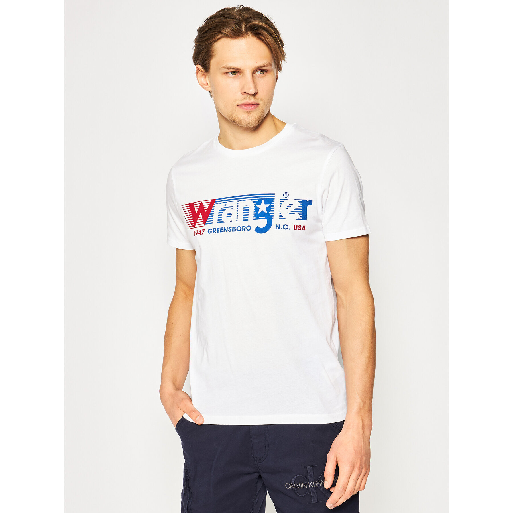 Wrangler Тишърт W7D2FQ989 Бял Regular Fit - Pepit.bg