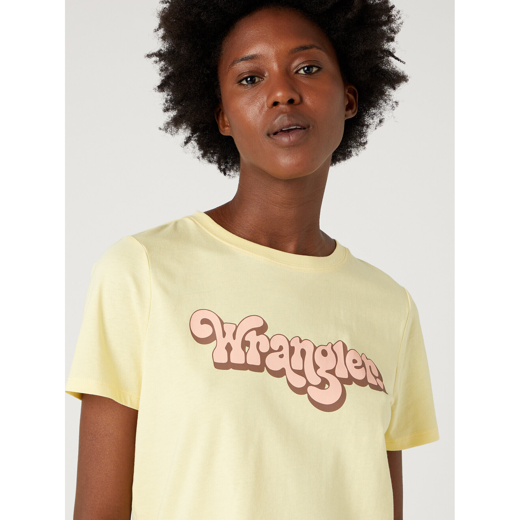 Wrangler Тишърт W7N4D3Y37 112332103 Жълт Regular Fit - Pepit.bg