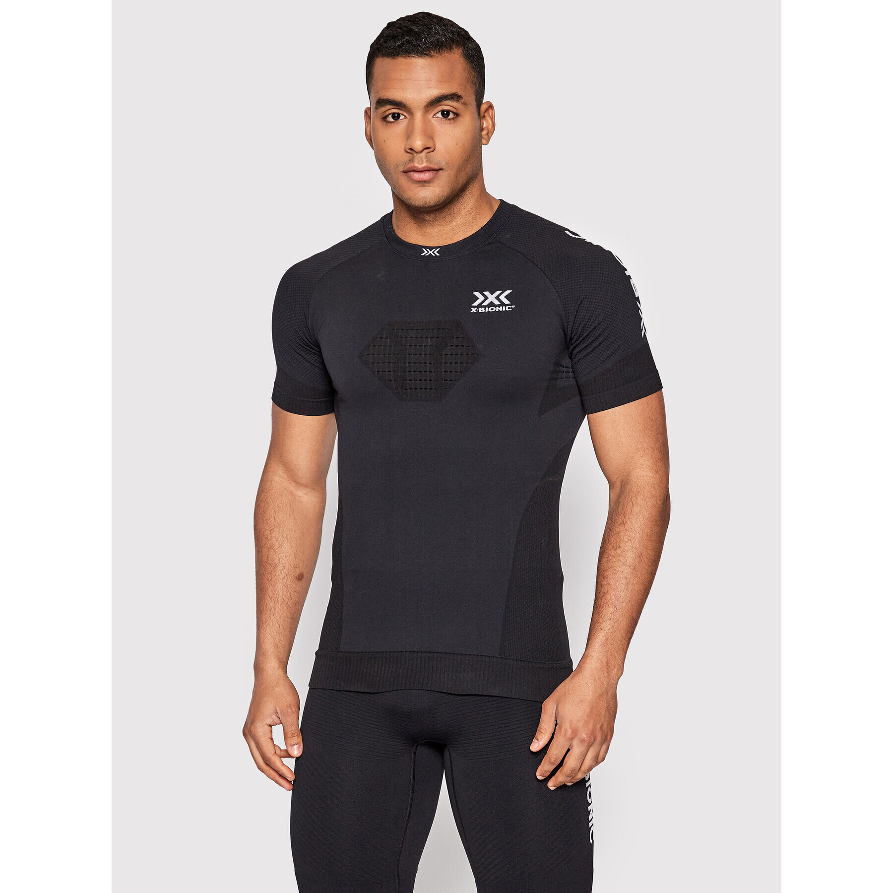 X-Bionic Тениска от техническо трико Invent 4.0 RTRT00S19M Черен Slim Fit - Pepit.bg