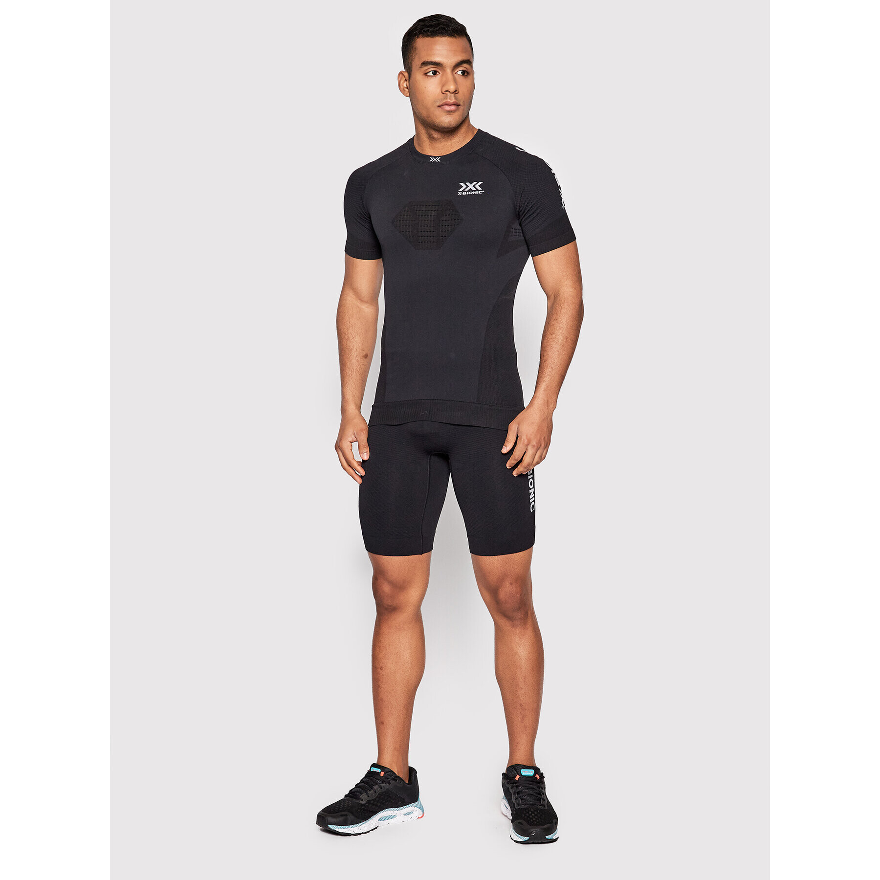 X-Bionic Тениска от техническо трико Invent 4.0 RTRT00S19M Черен Slim Fit - Pepit.bg