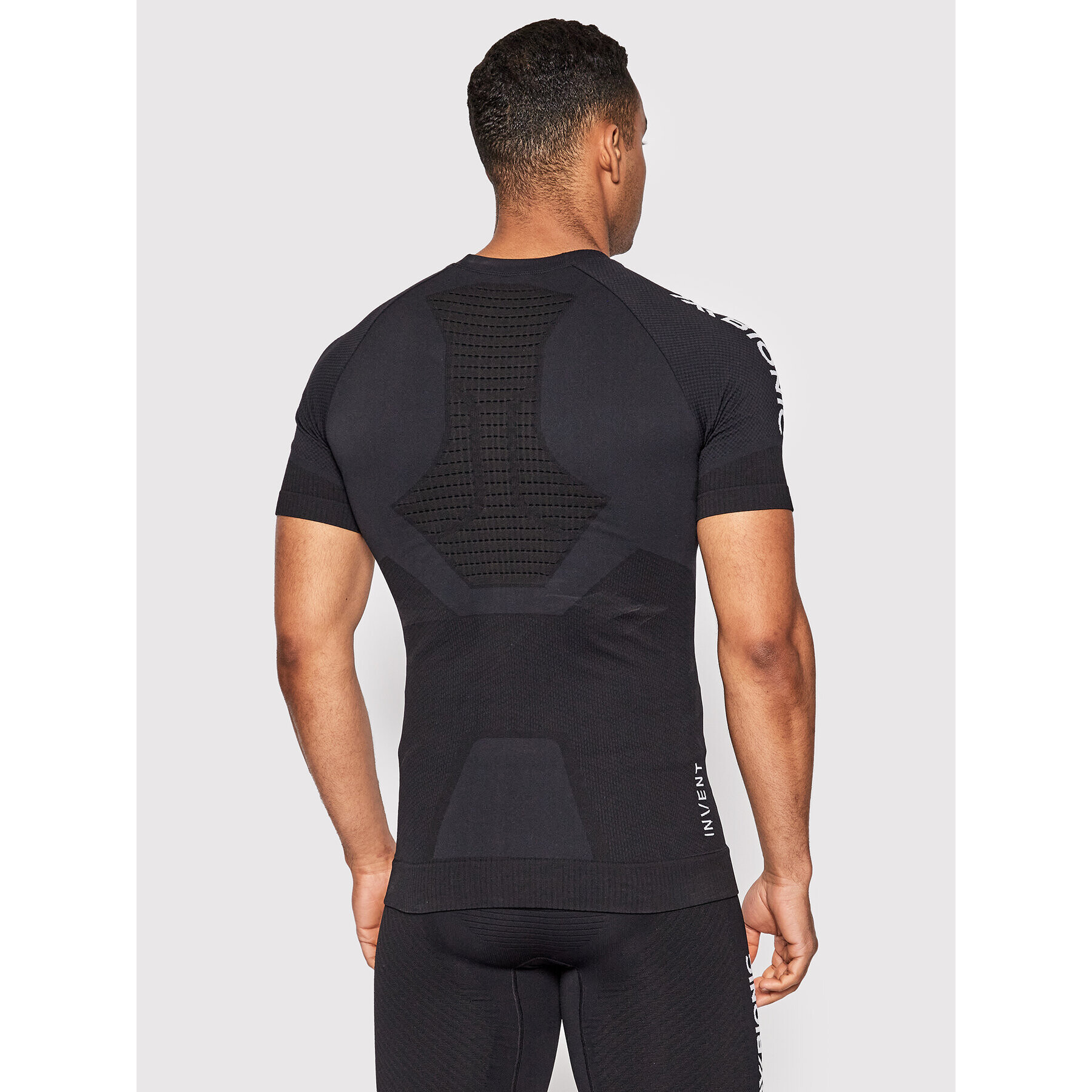 X-Bionic Тениска от техническо трико Invent 4.0 RTRT00S19M Черен Slim Fit - Pepit.bg
