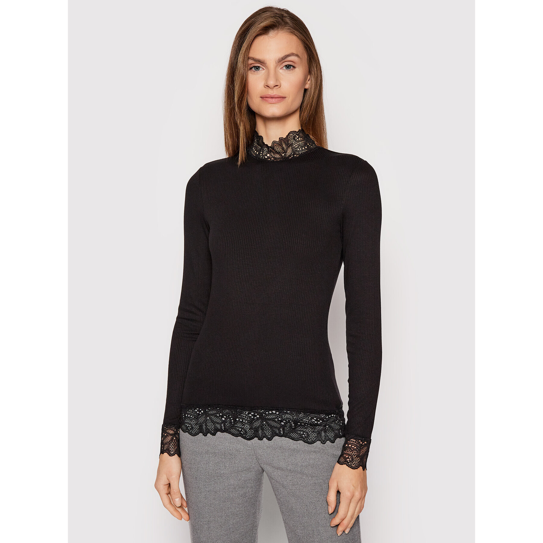 YAS Блуза Elle 26024677 Черен Regular Fit - Pepit.bg