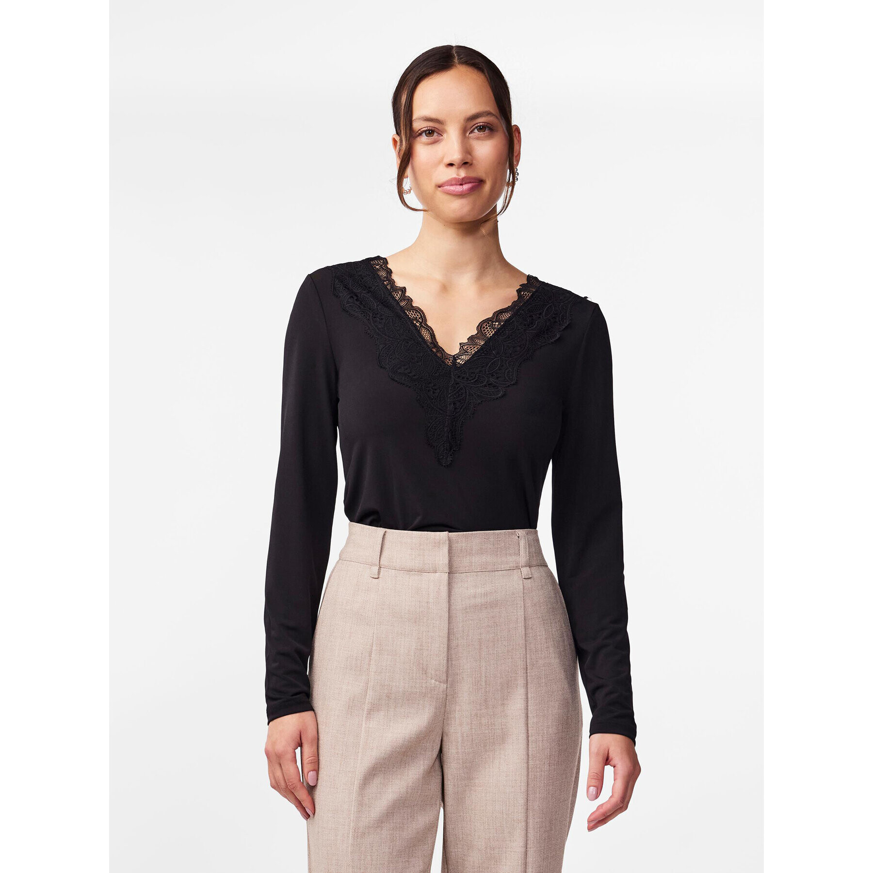 YAS Блуза Lori 26032834 Черен Regular Fit - Pepit.bg