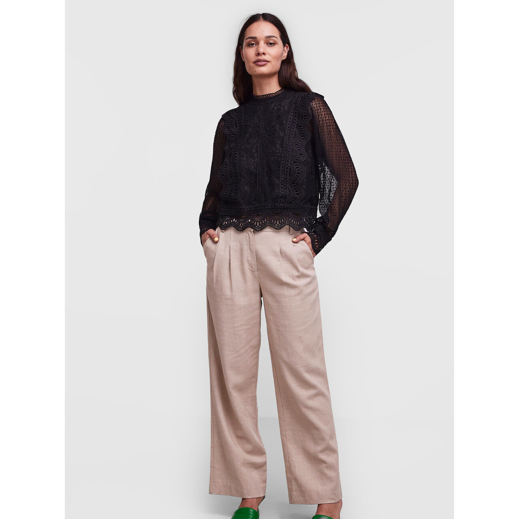 YAS Блуза Sophira 26021990 Черен Regular Fit - Pepit.bg