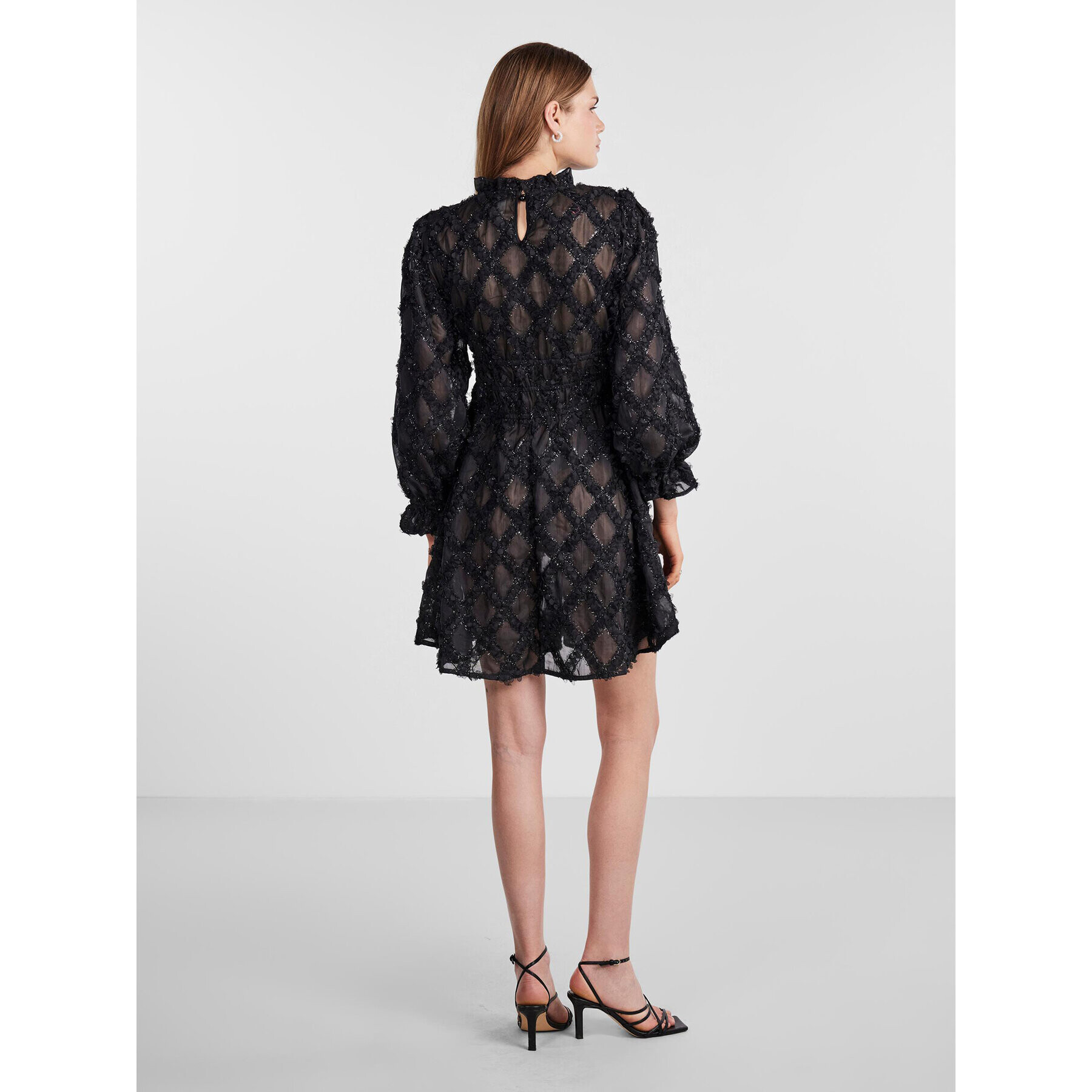 YAS Коктейлна рокля 26031628 Черен Regular Fit - Pepit.bg