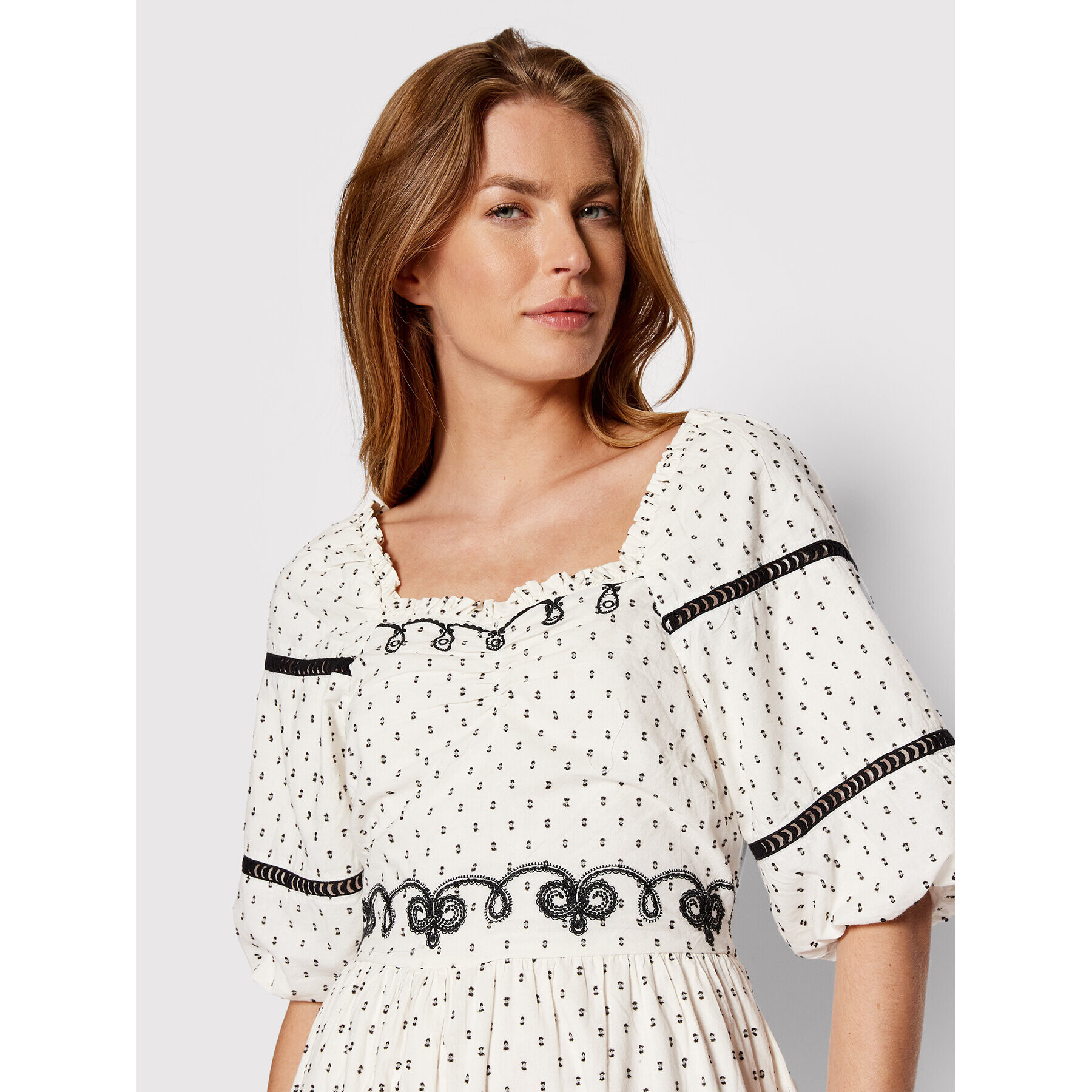 YAS Лятна рокля Mojave 26027238 Бял Regular Fit - Pepit.bg