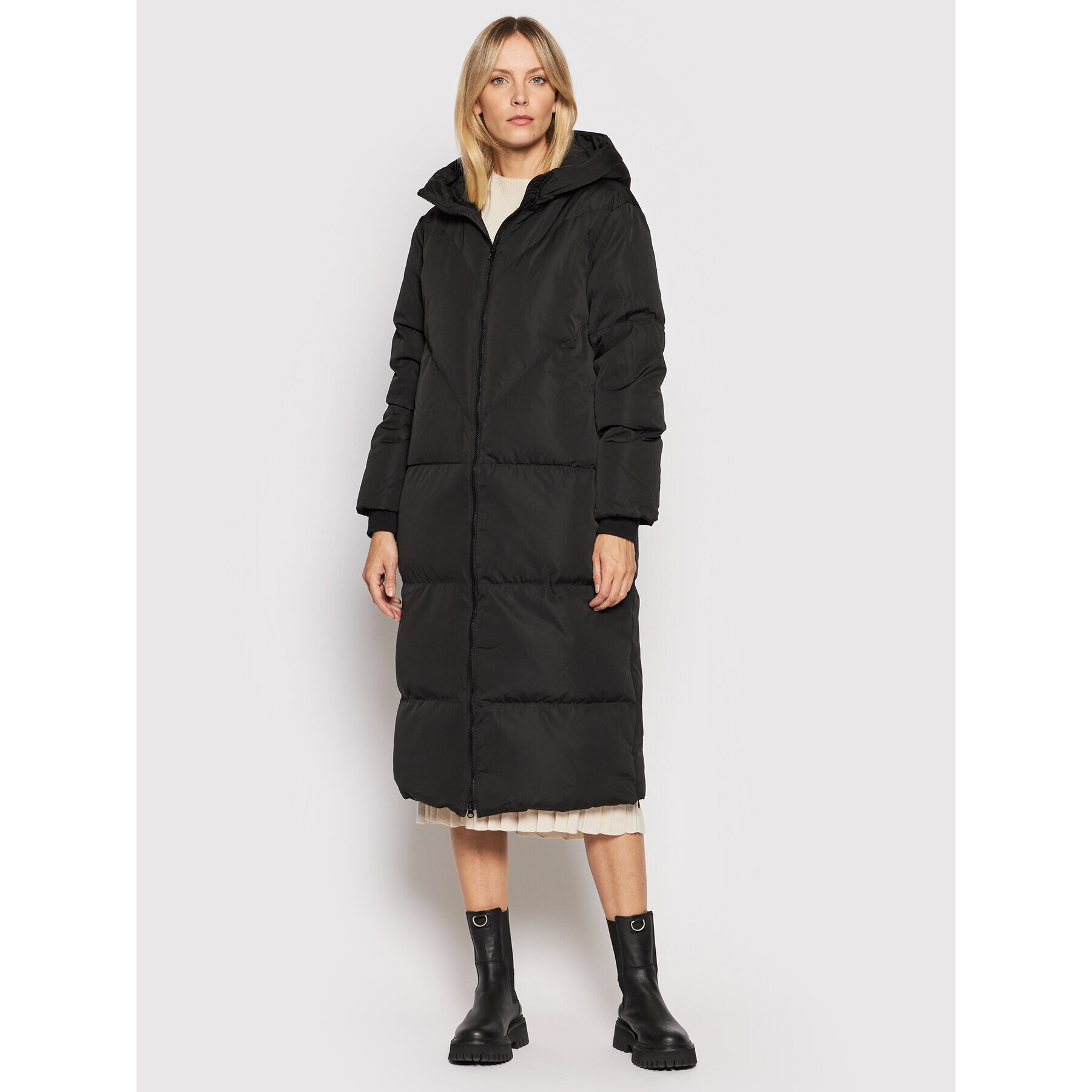 YAS Пухено яке Irme 26024296 Черен Regular Fit - Pepit.bg