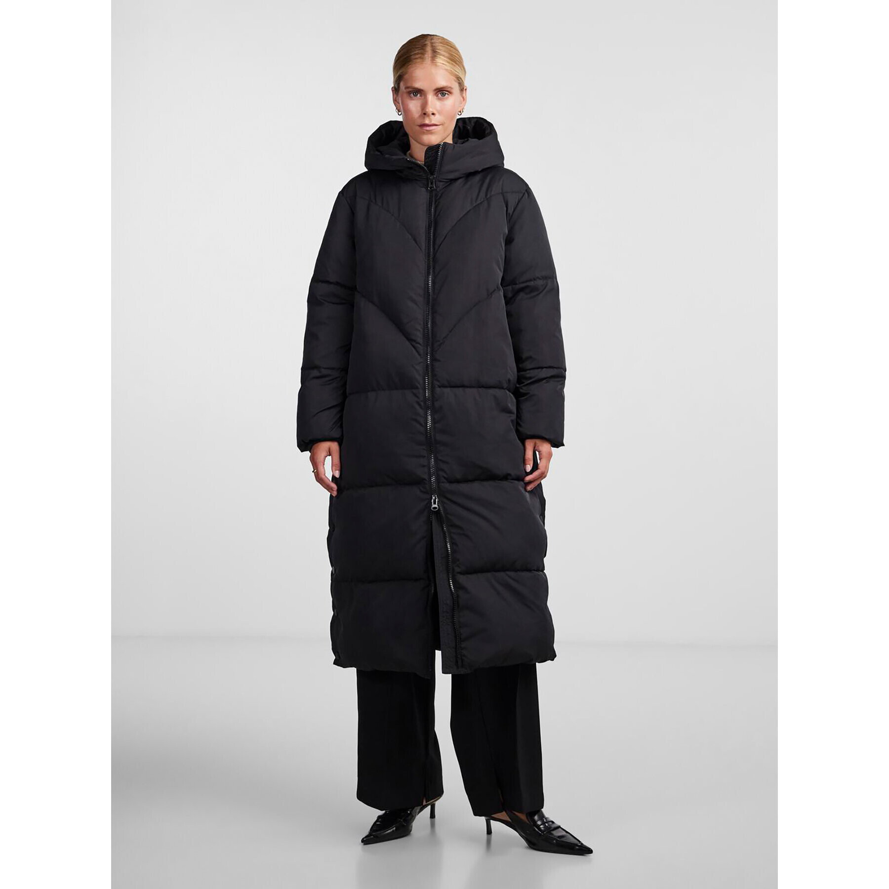 YAS Пухено яке 26030707 Черен Regular Fit - Pepit.bg