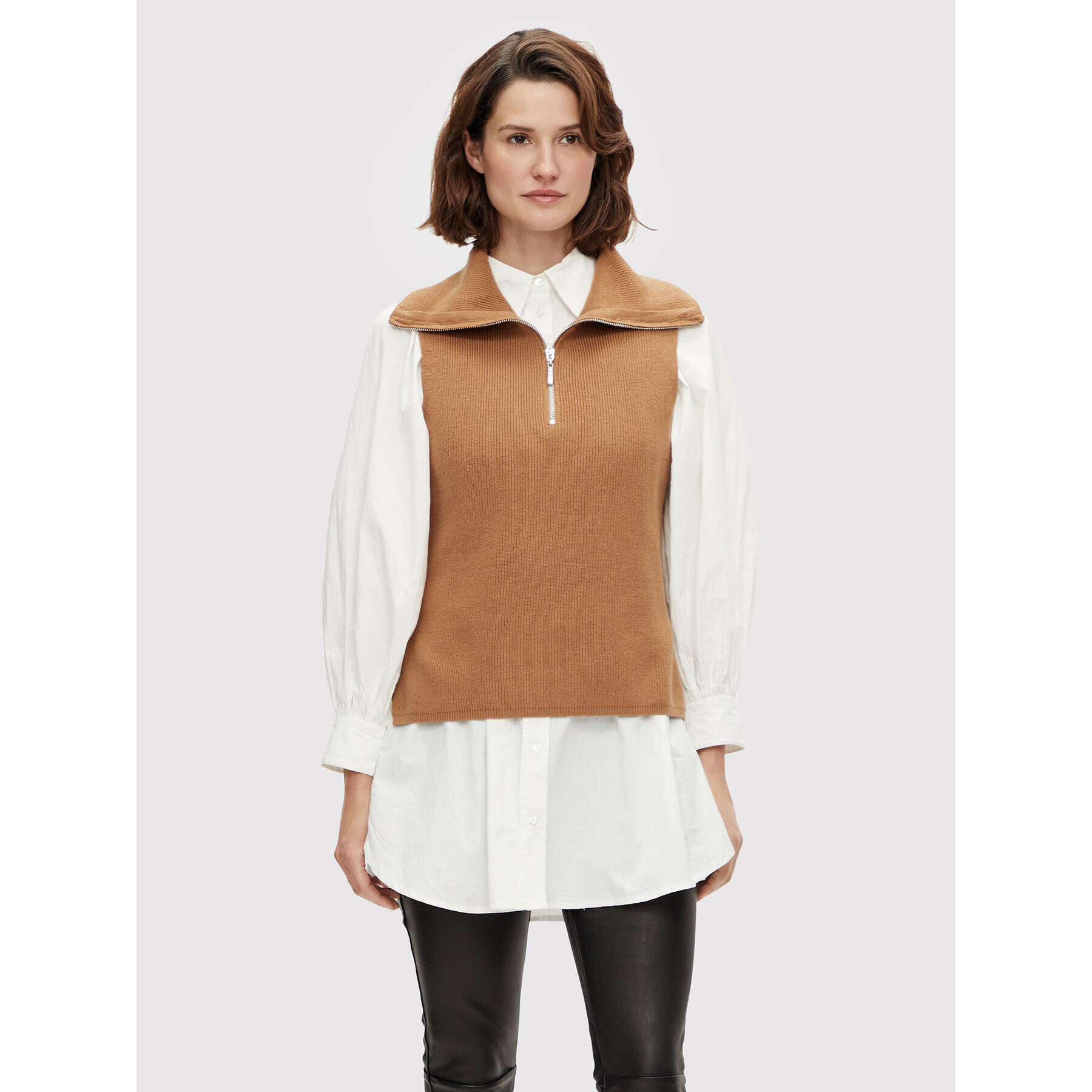 YAS Пуловер Dalma 26024881 Кафяв Regular Fit - Pepit.bg