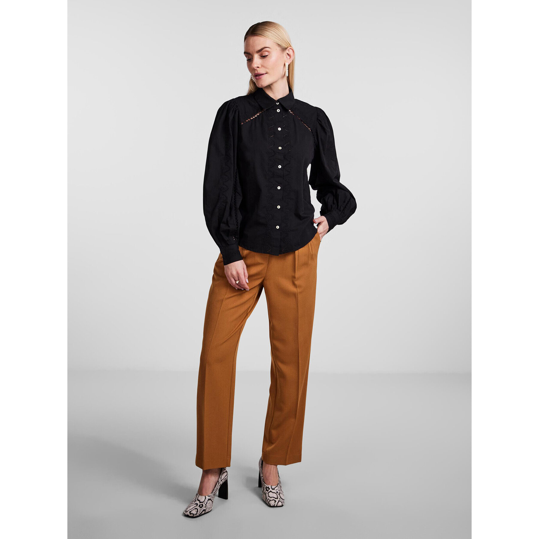 YAS Риза 26027480 Черен Regular Fit - Pepit.bg