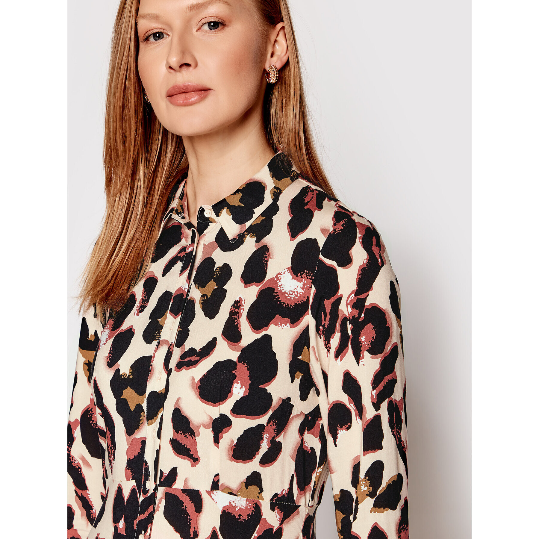 YAS Рокля тип риза Savanna 26022663 Бежов Regular Fit - Pepit.bg