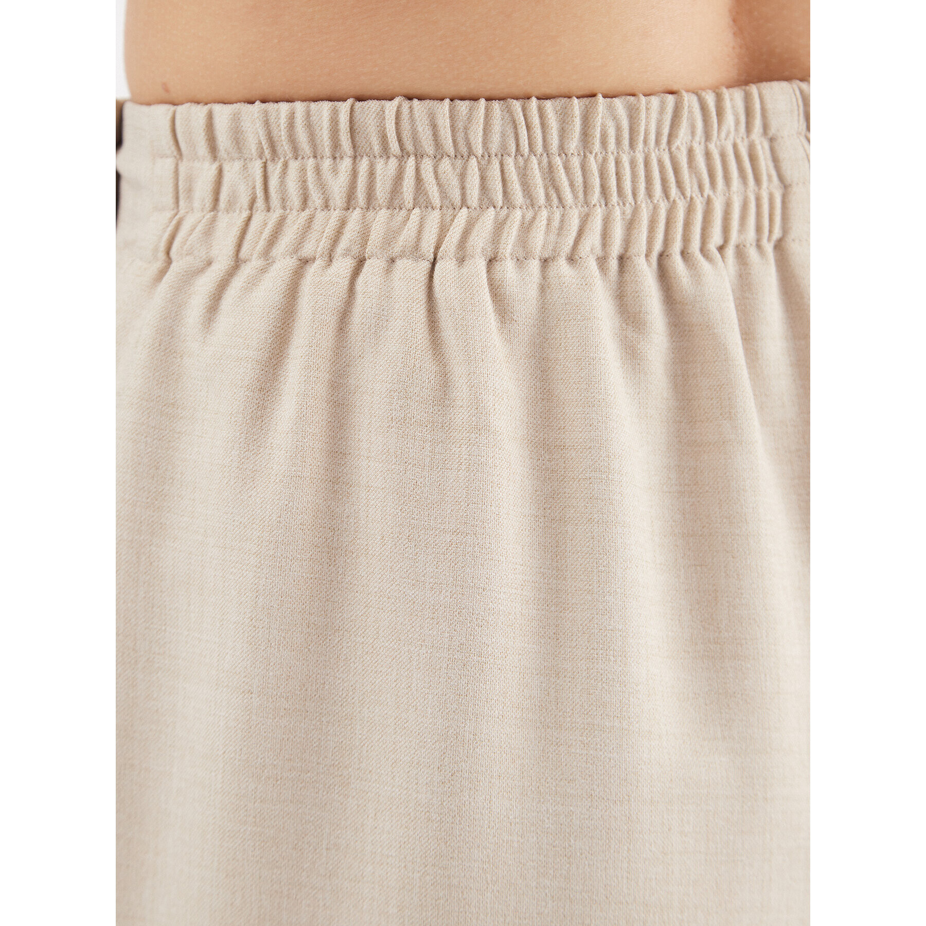 YAS Шорти от плат 26029967 Кафяв Loose Fit - Pepit.bg