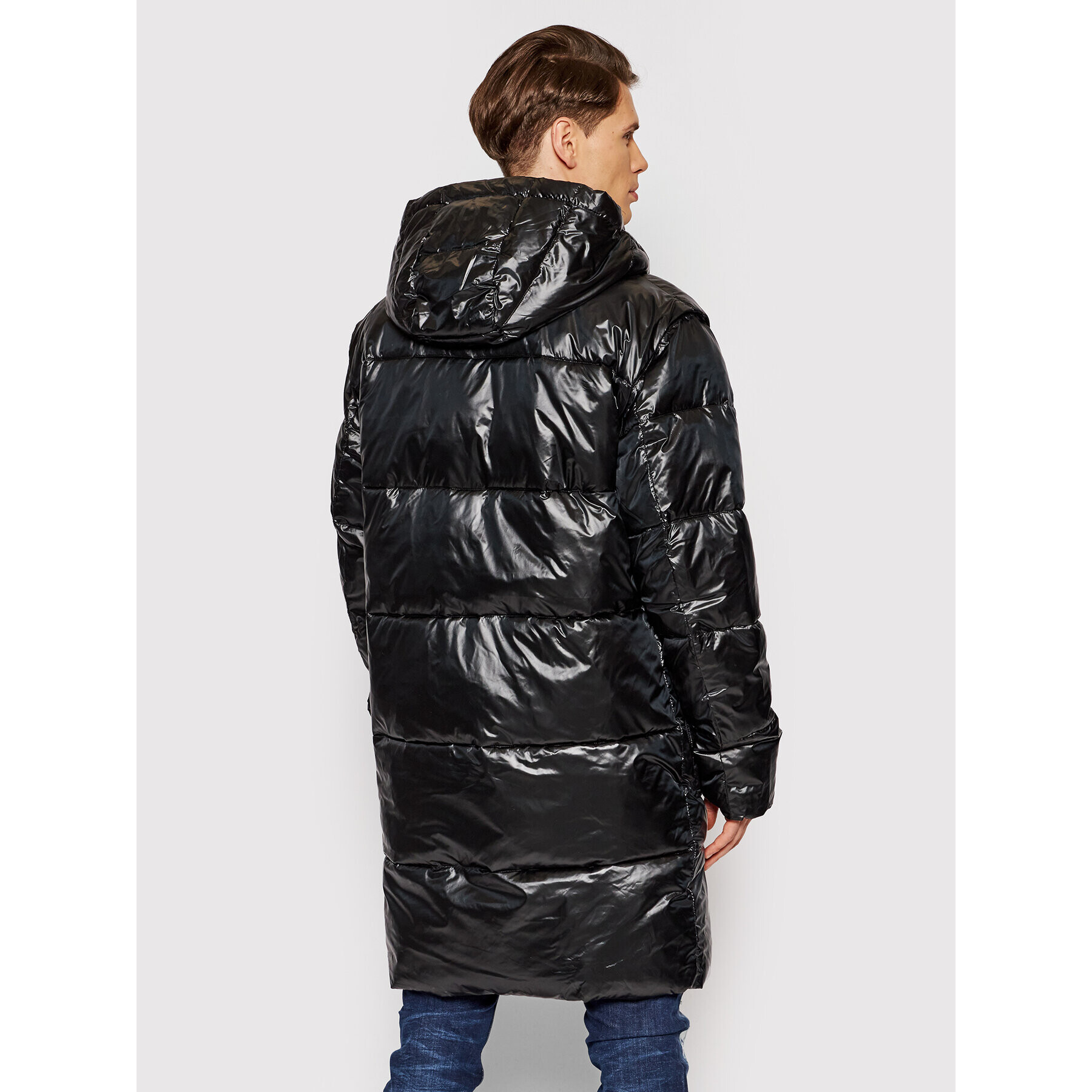 Young Poets Society Пухено яке Liom 106490 Черен Regular Fit - Pepit.bg