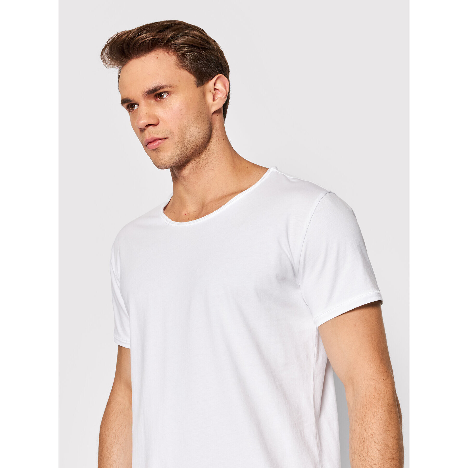 Young Poets Society Тишърт Wren 106627 Бял Regular Fit - Pepit.bg