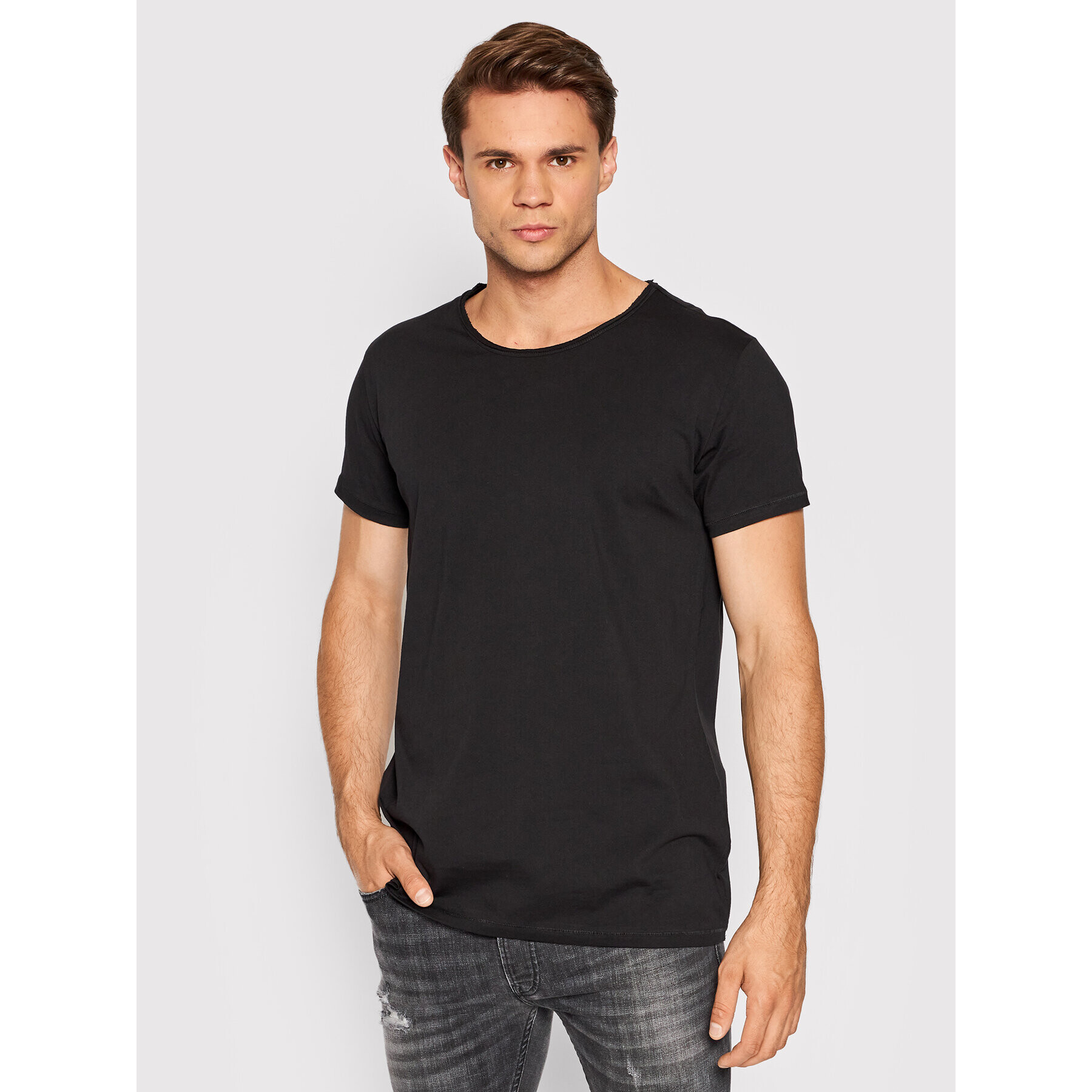 Young Poets Society Тишърт Wren 106627 Черен Regular Fit - Pepit.bg