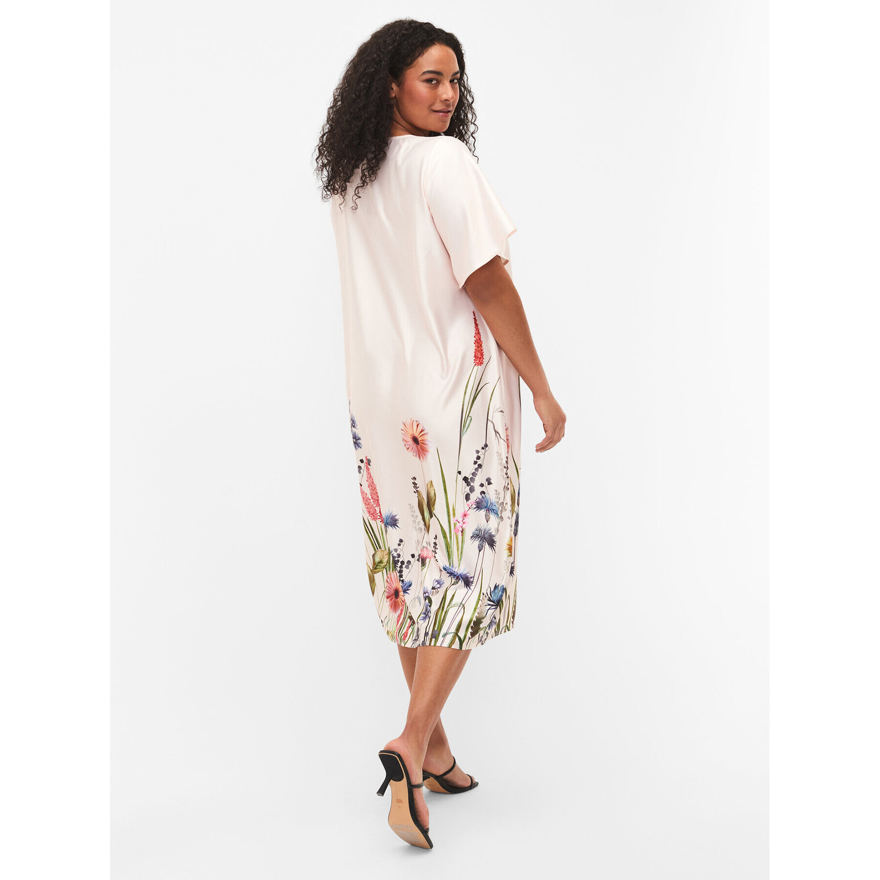Zizzi Ежедневна рокля M58843A Бял Loose Fit - Pepit.bg