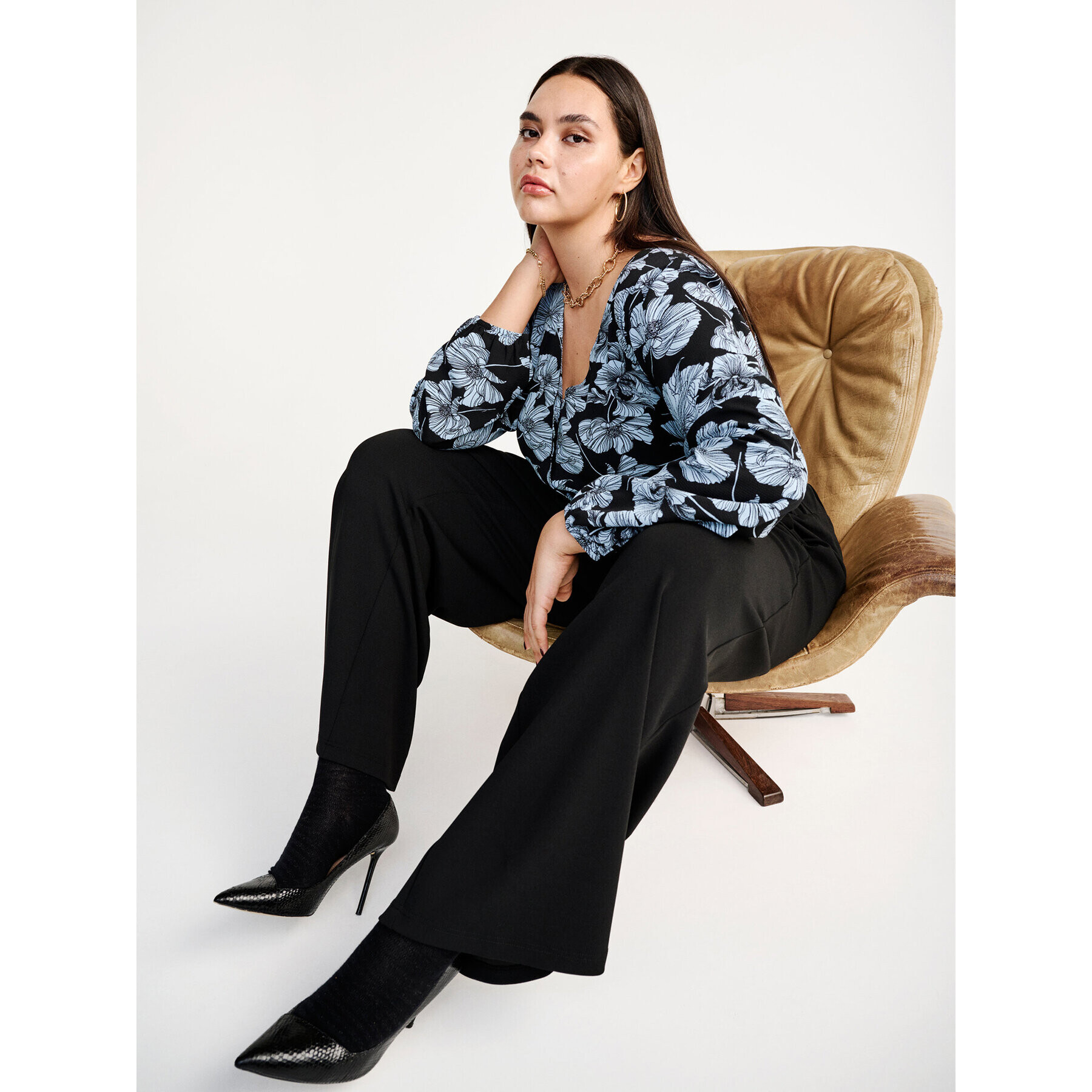 Zizzi Текстилни панталони V90132A Черен Loose Fit - Pepit.bg