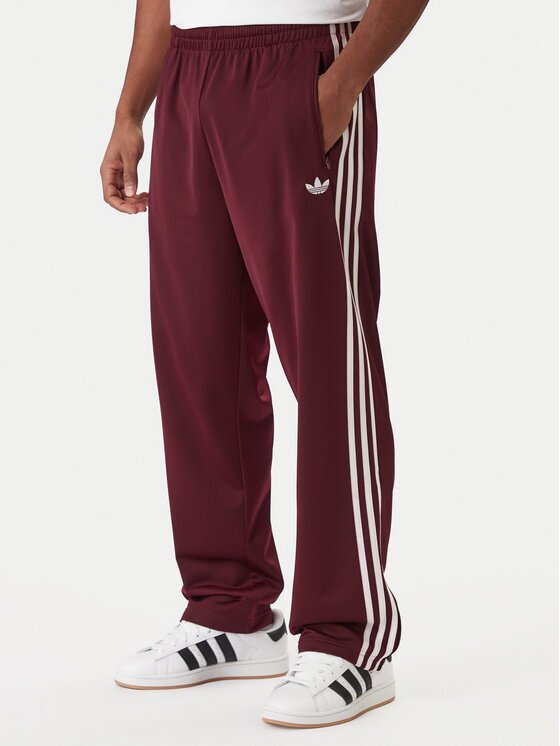 adidas Долнище анцуг KE1651 Regular Fit