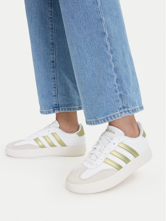 adidas Сникърси Barreda JR1191