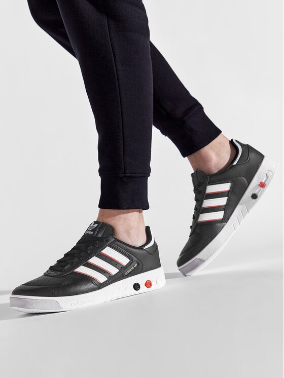 adidas Сникърси G.S. Court GX7029