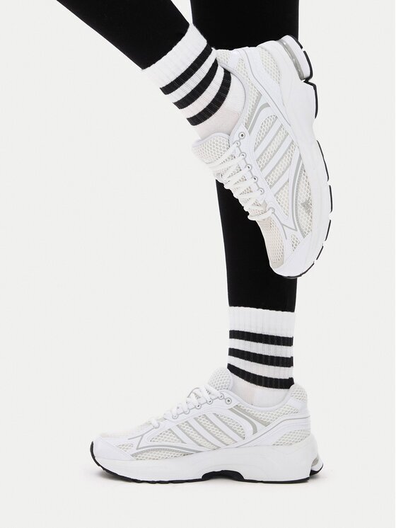 adidas Сникърси Spiritain 2000 Trainers KI6823 Бял