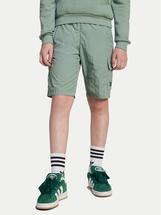 adidas Спортни шорти Cargo JC8428 Regular Fit