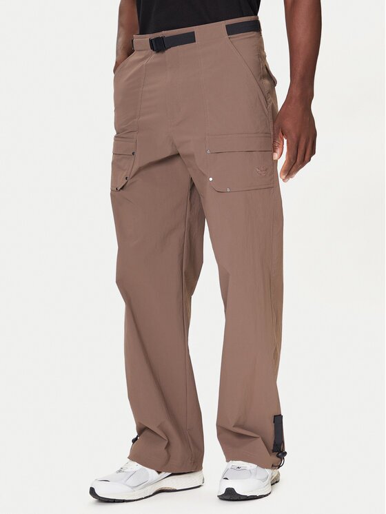 adidas Текстилни панталони Premium Essentials Archive Utility JW1082 Loose Fit