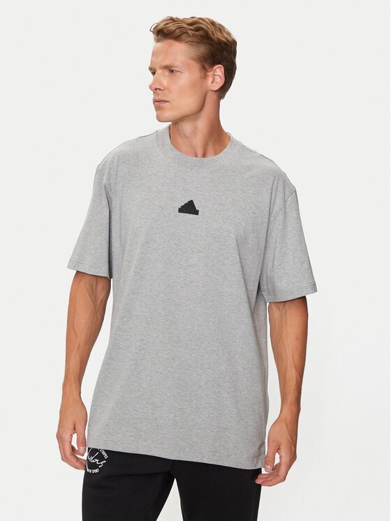 adidas Тишърт Brand Love IW3541 Loose Fit