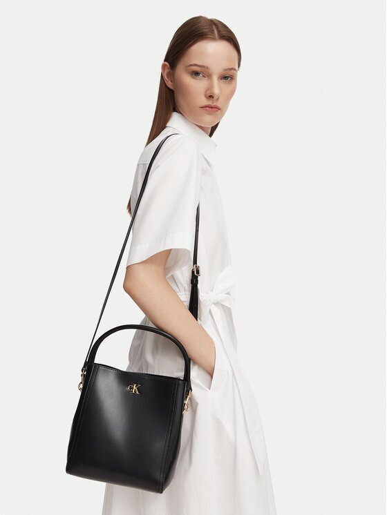 Calvin Klein Дамска чанта Ck Bucket With Strap LV04F3174G